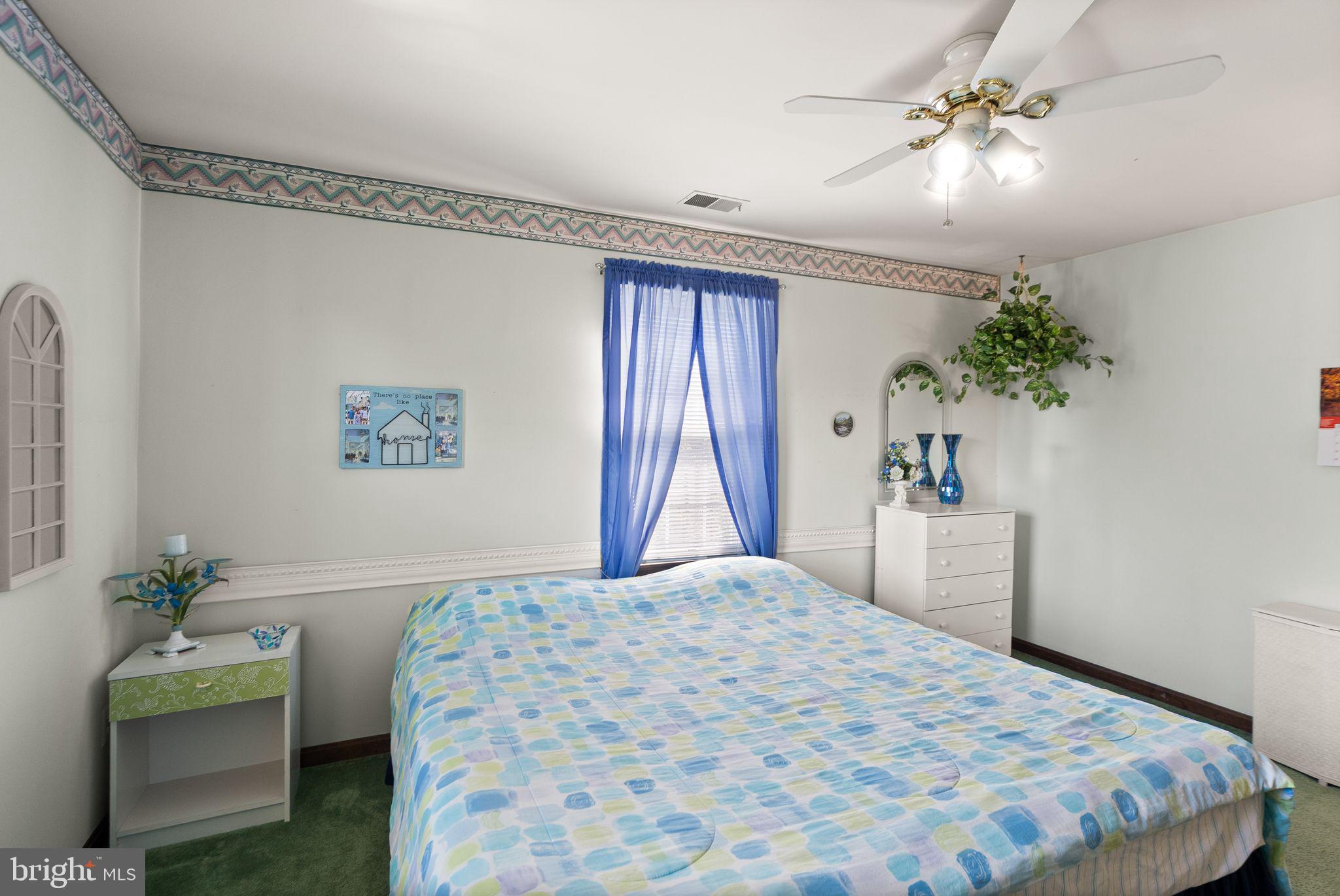 LAKE FAIRFAX PARK ESTATE - Residential