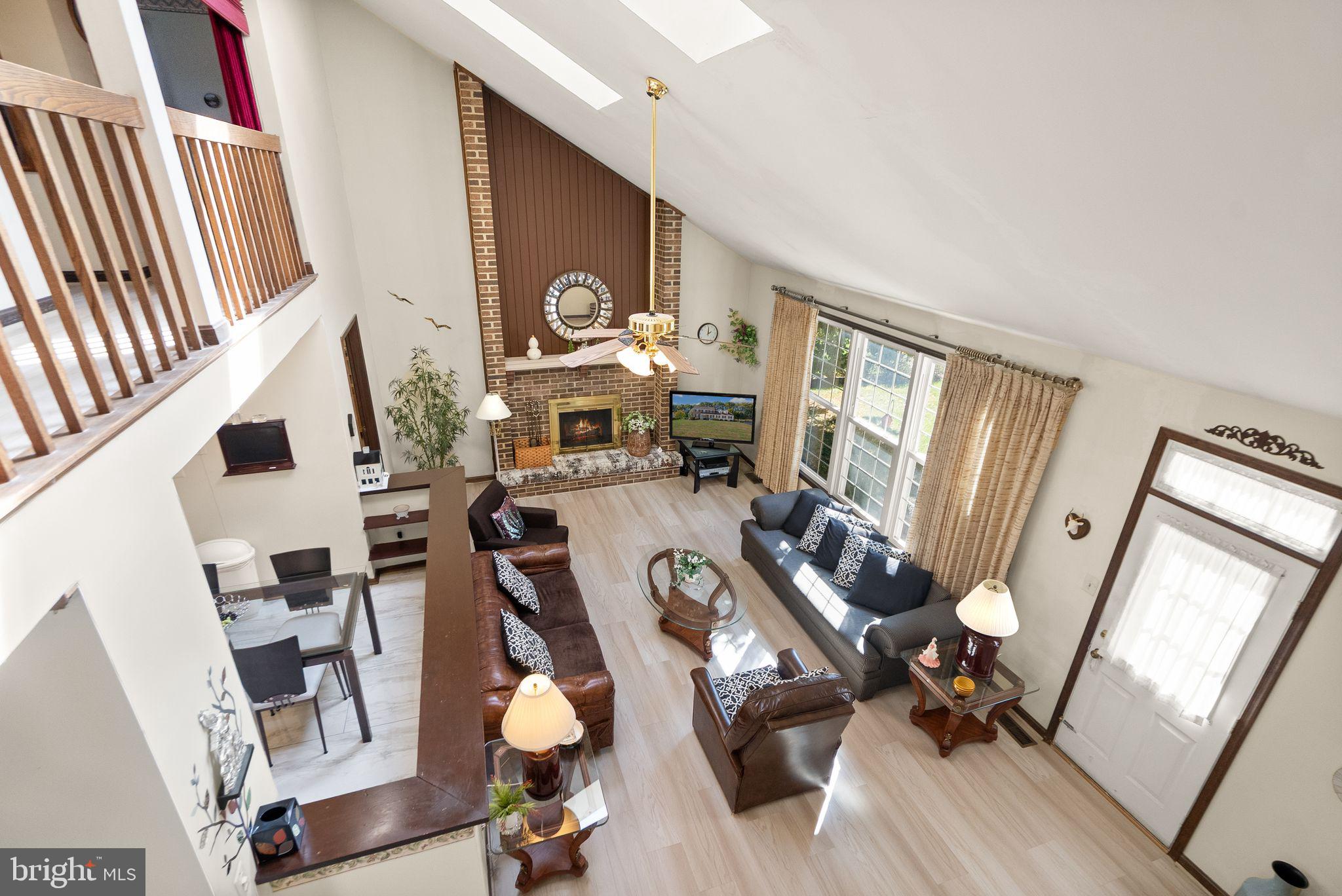 LAKE FAIRFAX PARK ESTATE - Residential