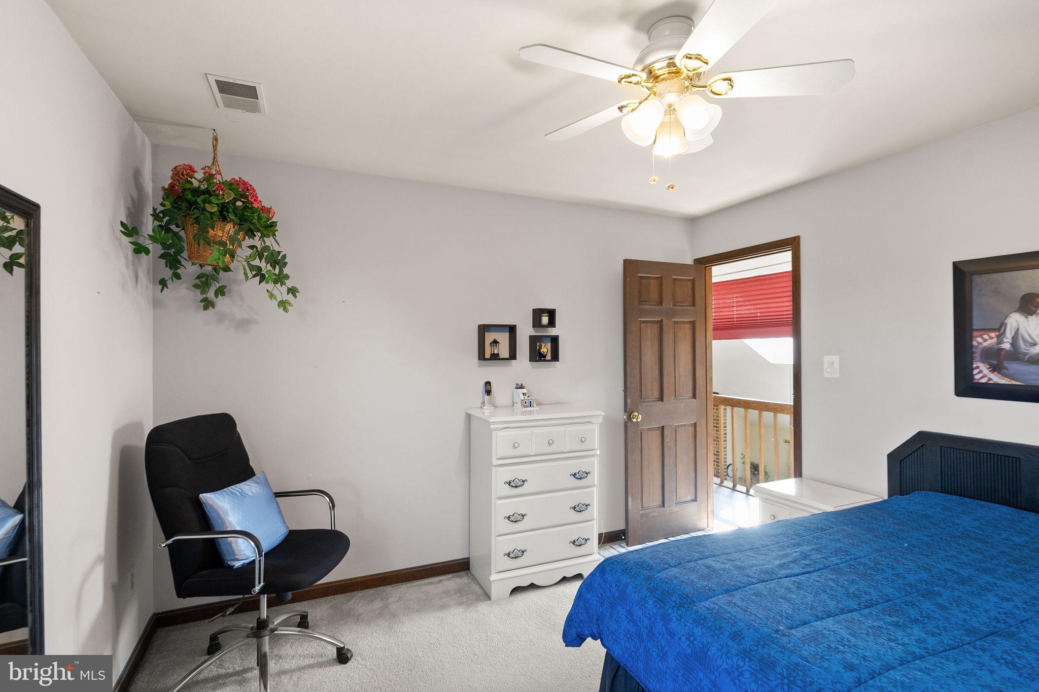 LAKE FAIRFAX PARK ESTATE - Residential