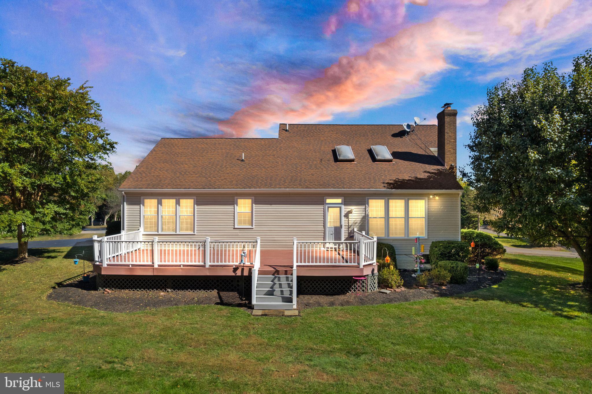 LAKE FAIRFAX PARK ESTATE - Residential