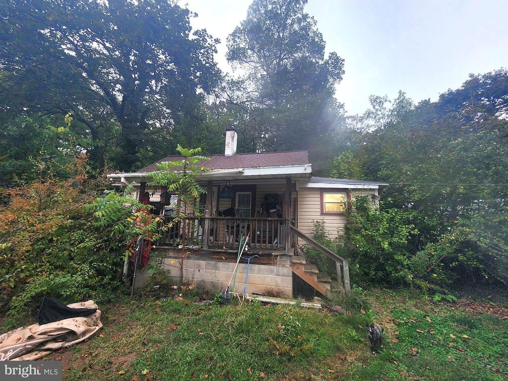 Photo of 1602 Louisa Street, WILLIAMSPORT, PA 17701 (MLS # PALY2002166)