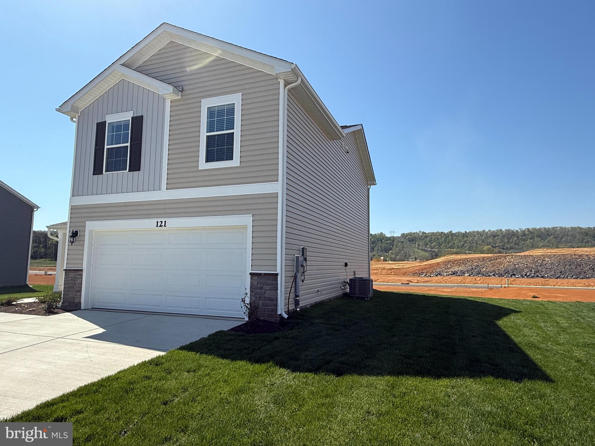 RED HILL - Residential Lease