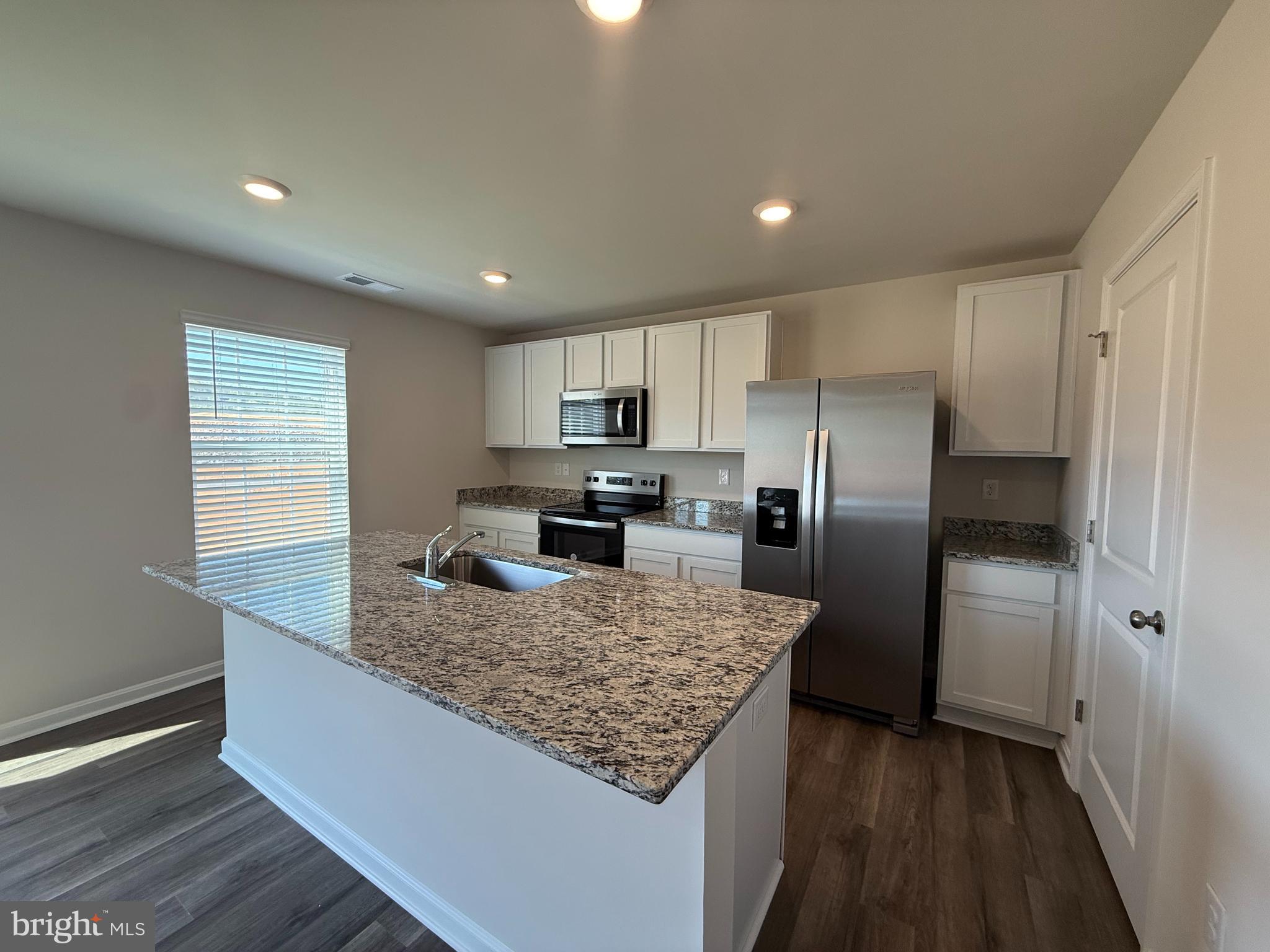 RED HILL - Residential Lease