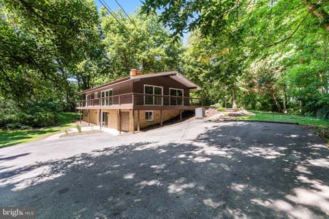 Photo of 9838 Garis Shop Road, HAGERSTOWN, MD 21740 (MLS # MDWA2038068)