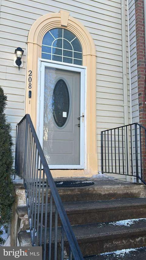 208 PERSIMMON CIRCLE REISTERSTOWN MD 21136