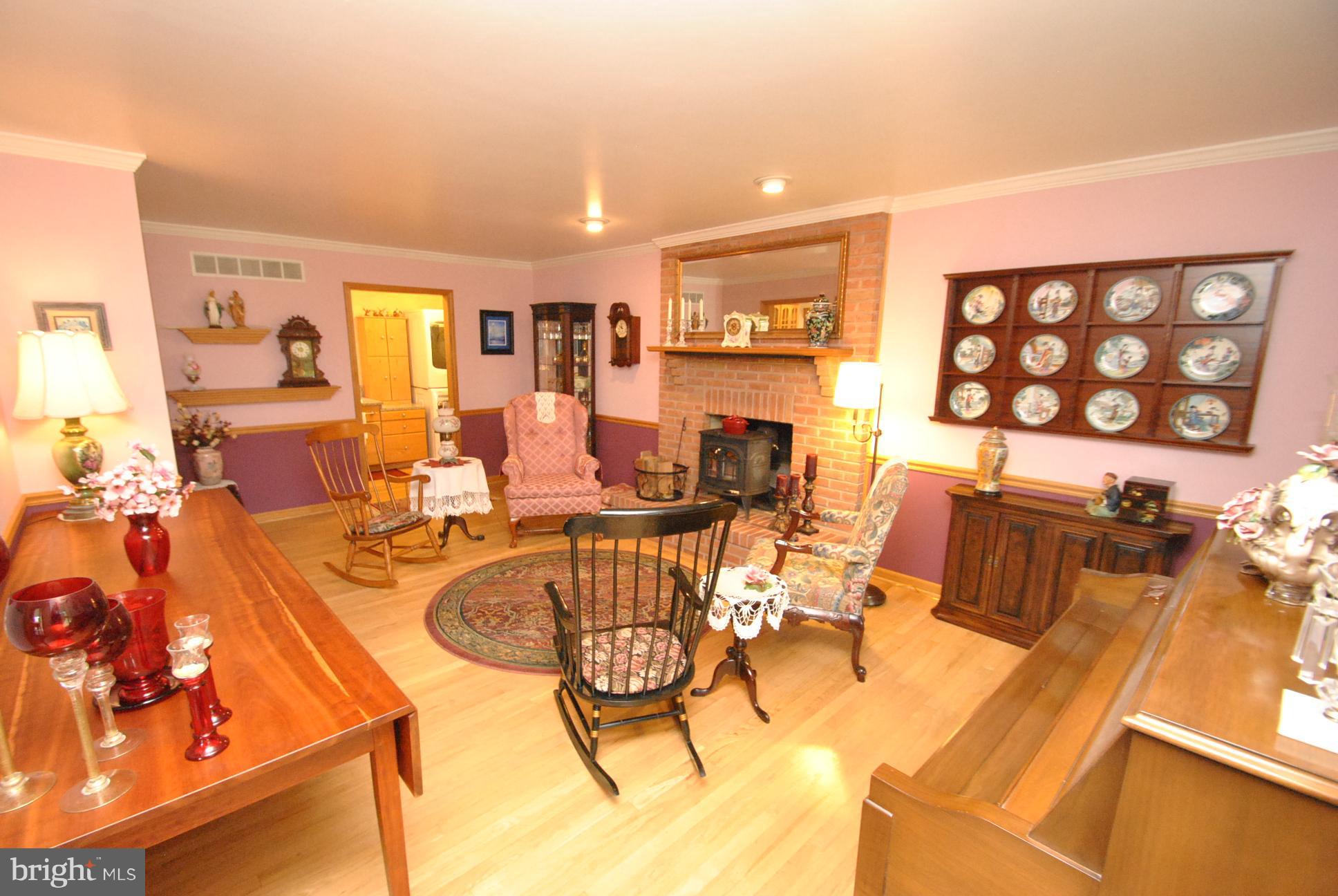 ROCHELLE MEADOWS - Residential