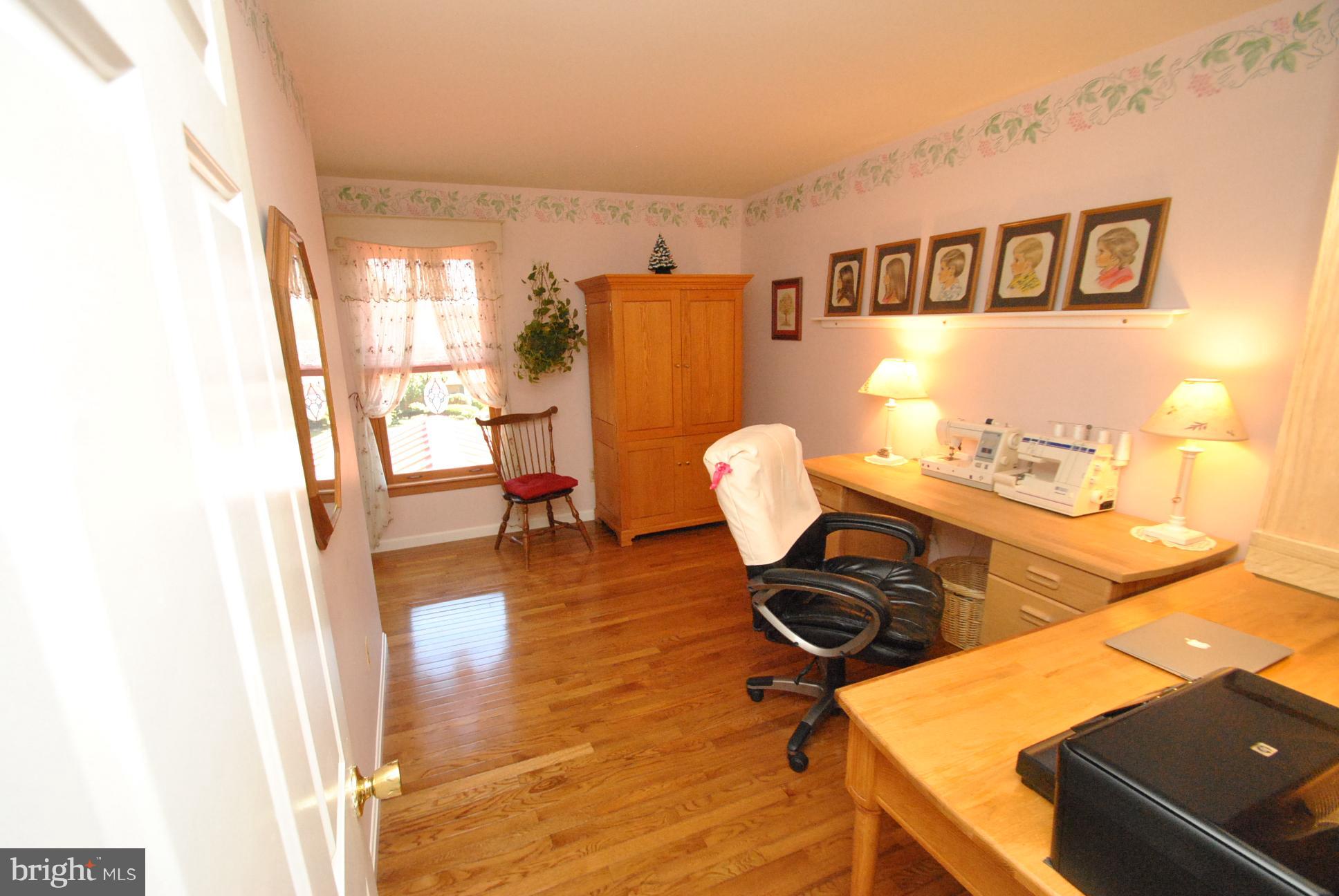 ROCHELLE MEADOWS - Residential