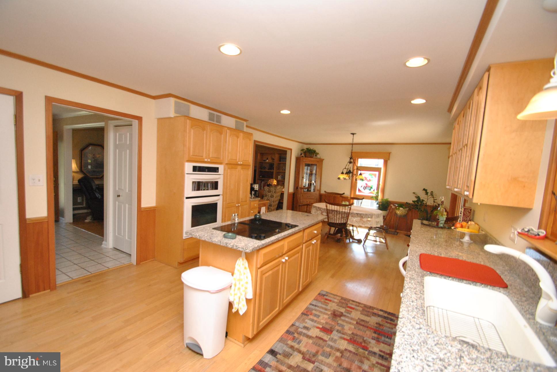 ROCHELLE MEADOWS - Residential