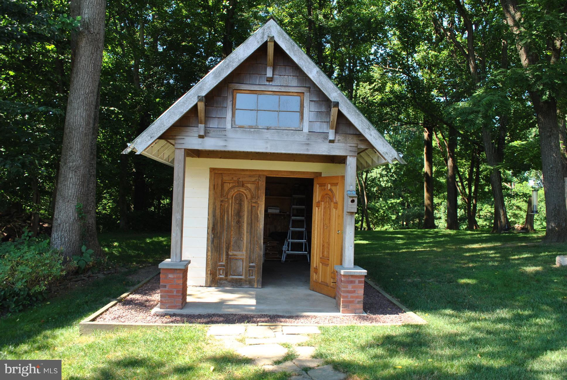 ROCHELLE MEADOWS - Residential