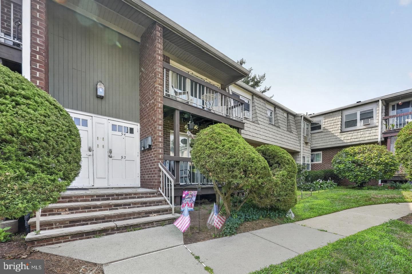 34 DEANNA DRIVE 94