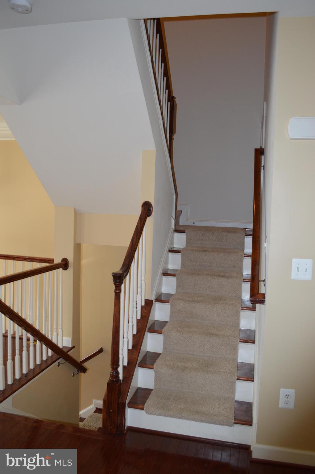 WAVERLY WOODS - Residential