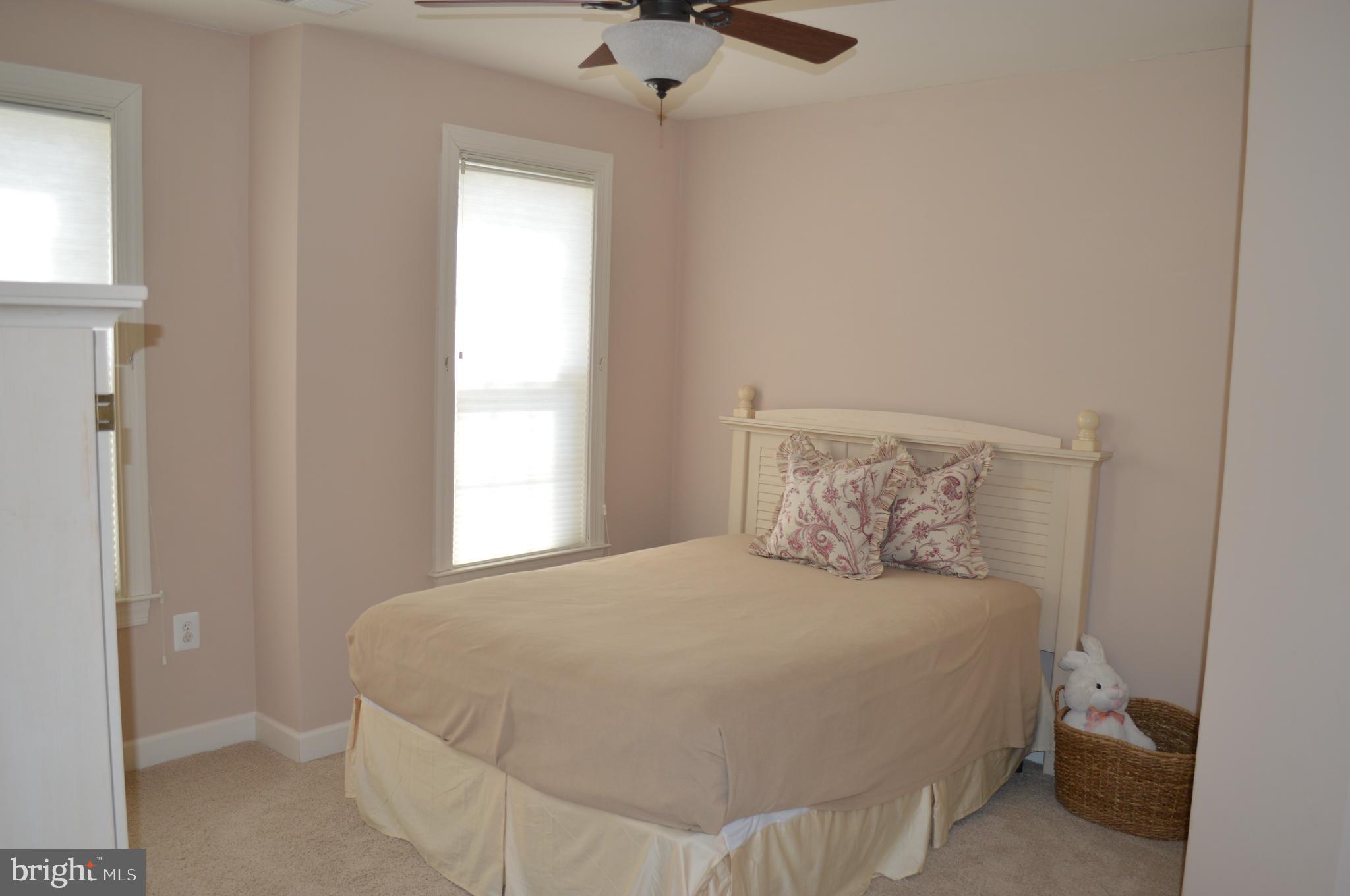 WAVERLY WOODS - Residential