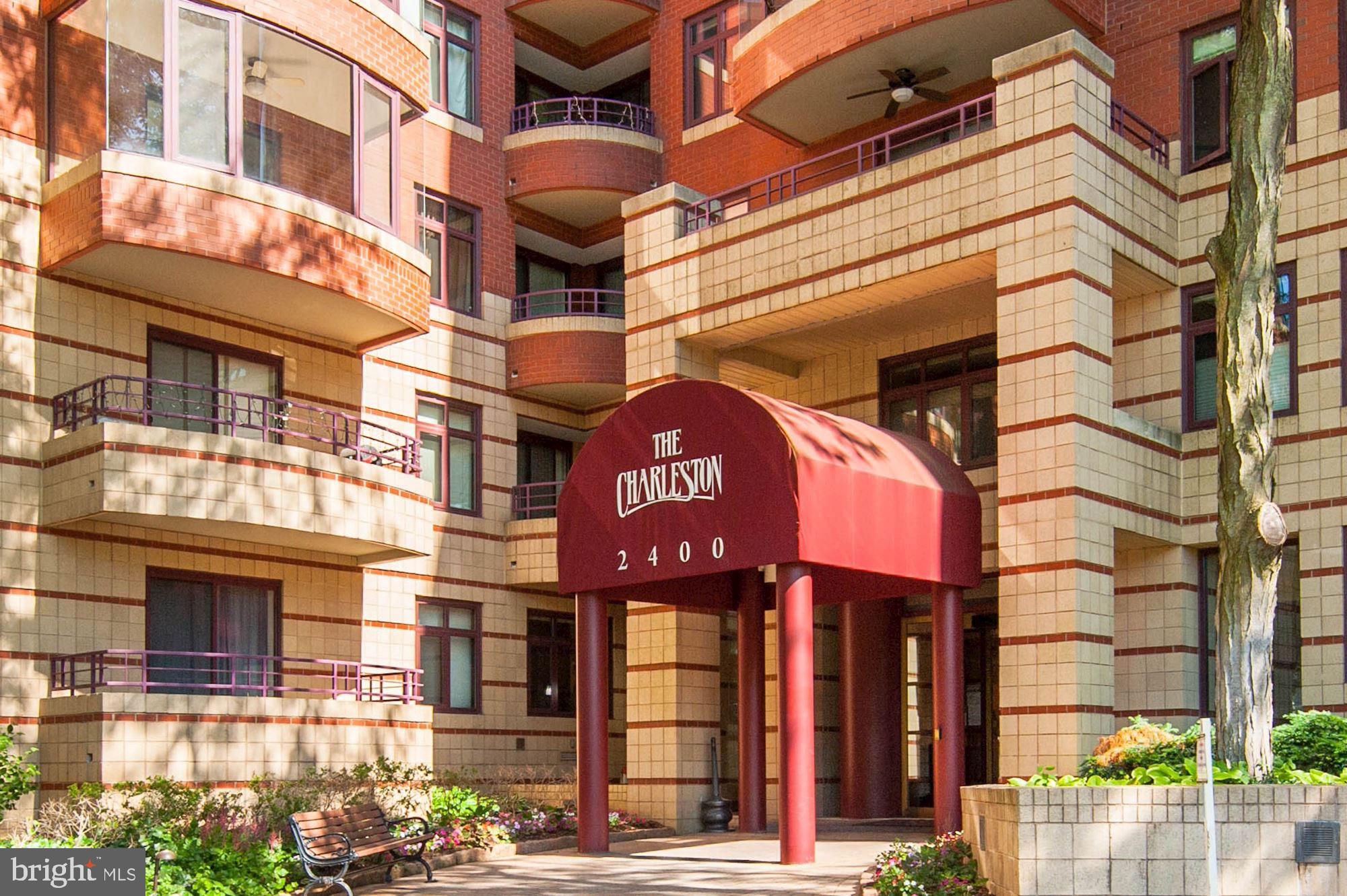 CHARLESTON - Residential