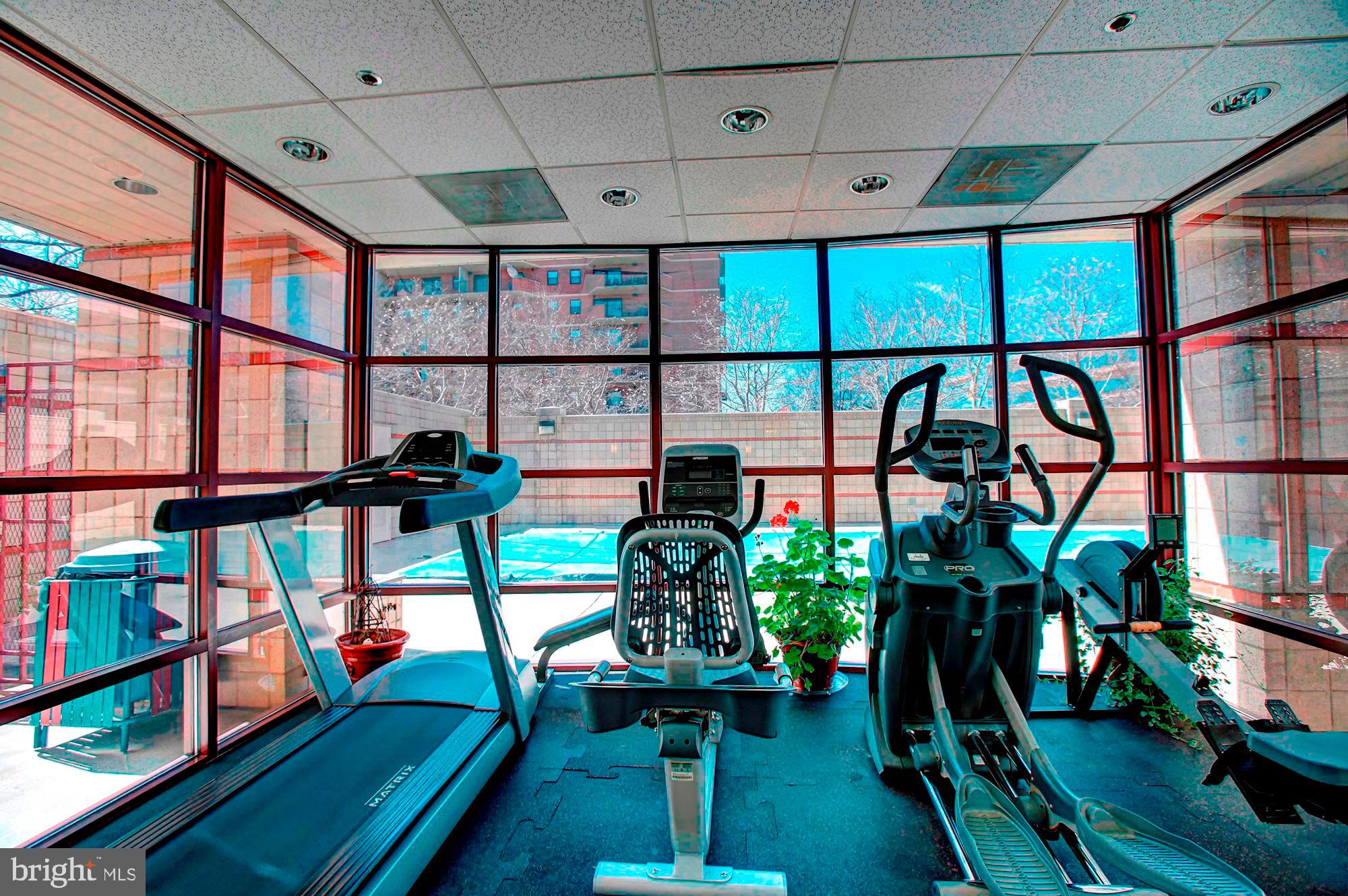 CHARLESTON - Residential