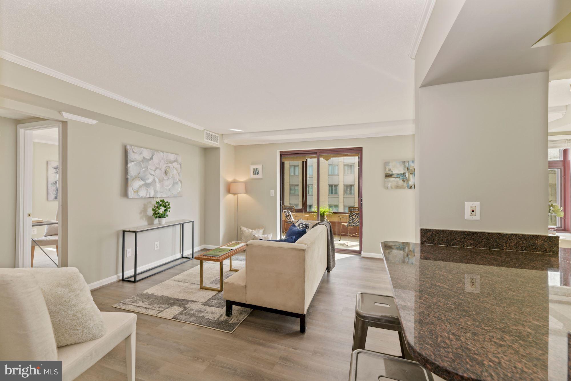 CHARLESTON - Residential