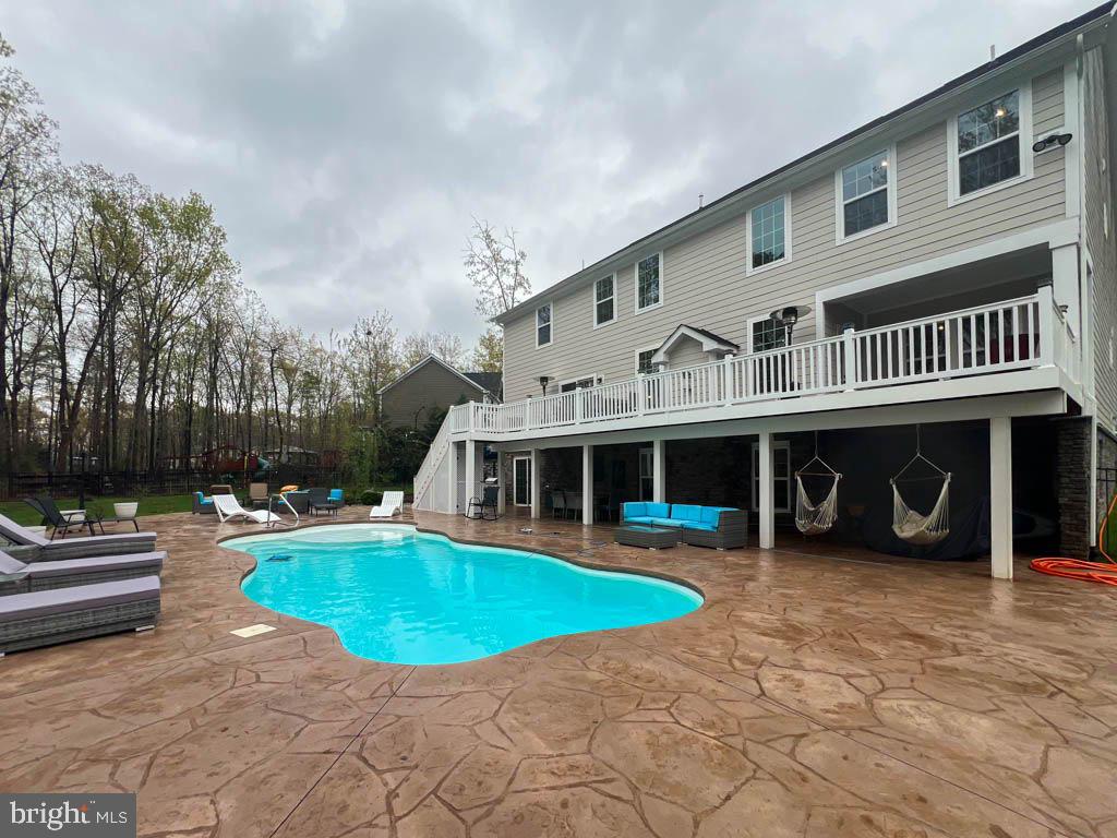 FAWN LAKE - Residential Lease