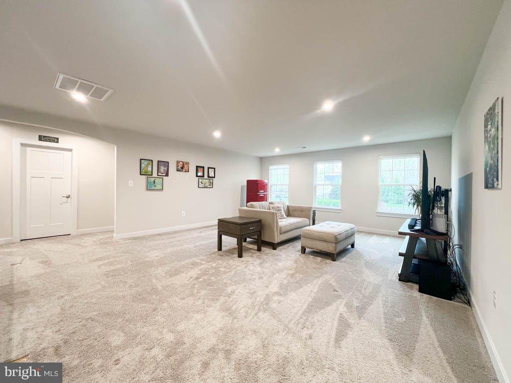 FAWN LAKE - Residential Lease