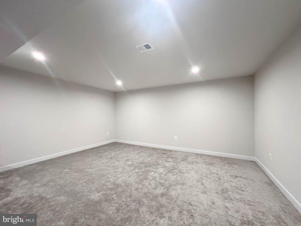 FAWN LAKE - Residential Lease