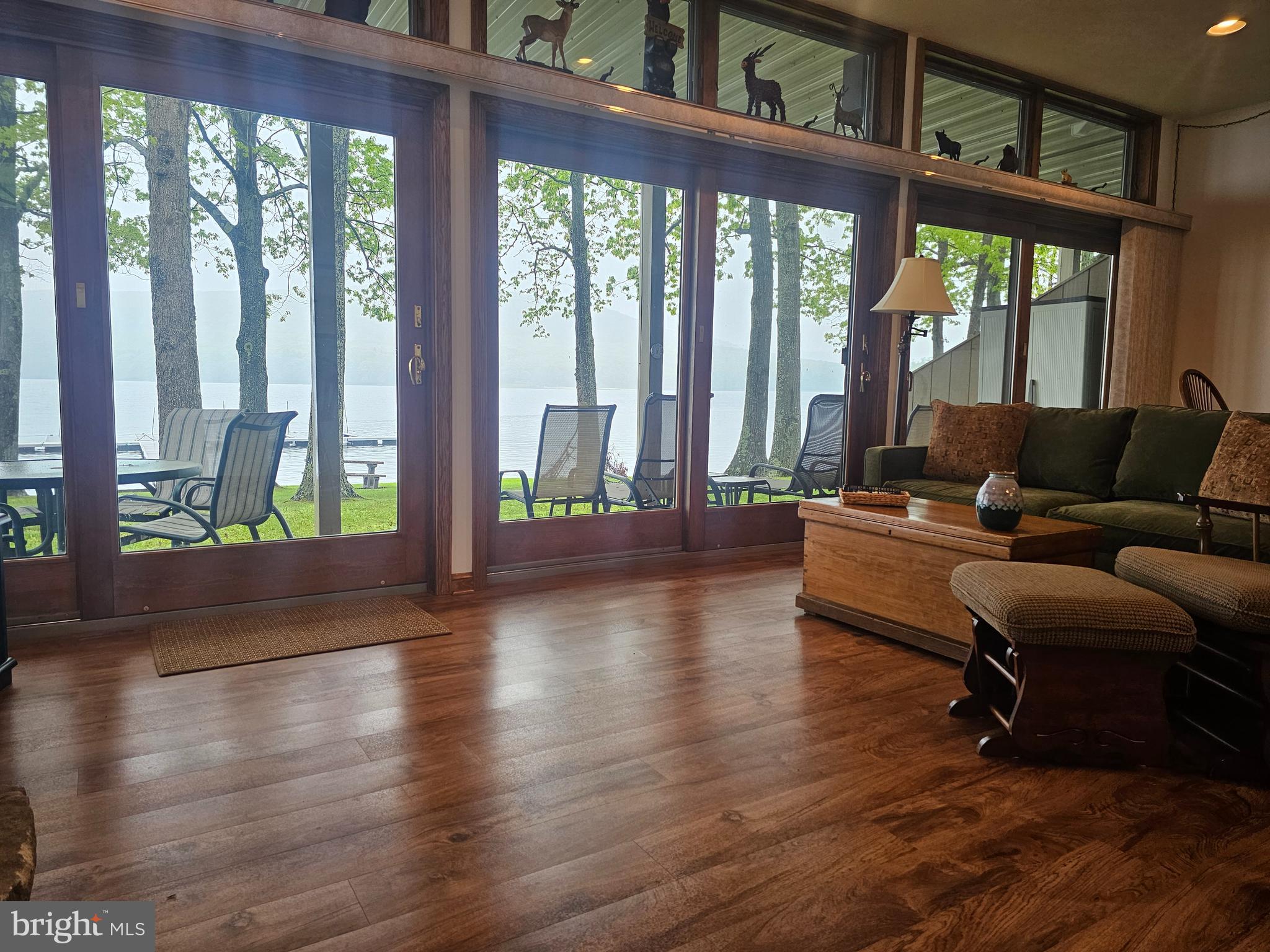 939 GLENDALE ROAD 13