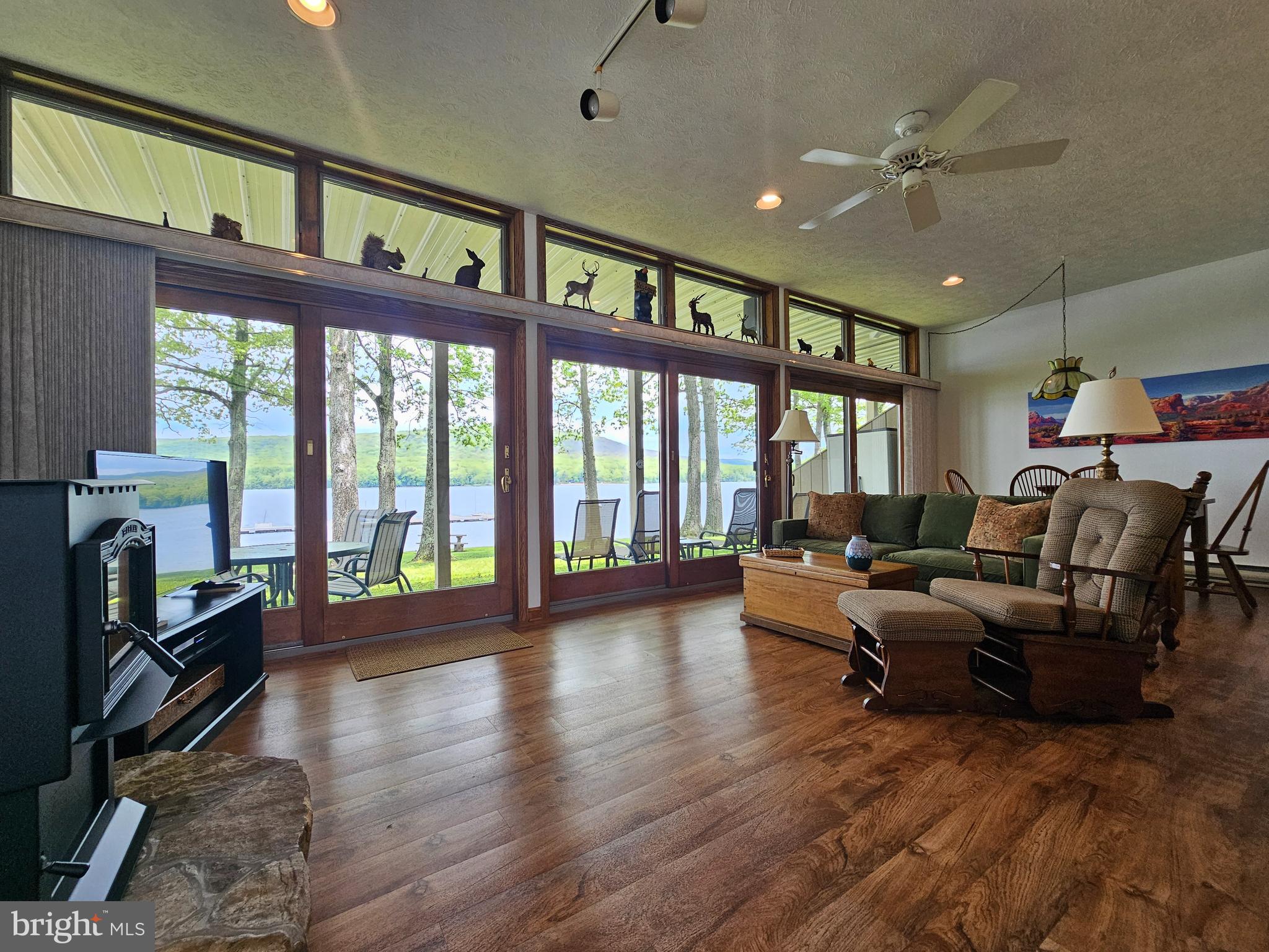 939 GLENDALE ROAD 13