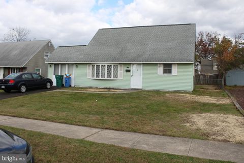 34 MISTY PINE ROAD LEVITTOWN PA 19056