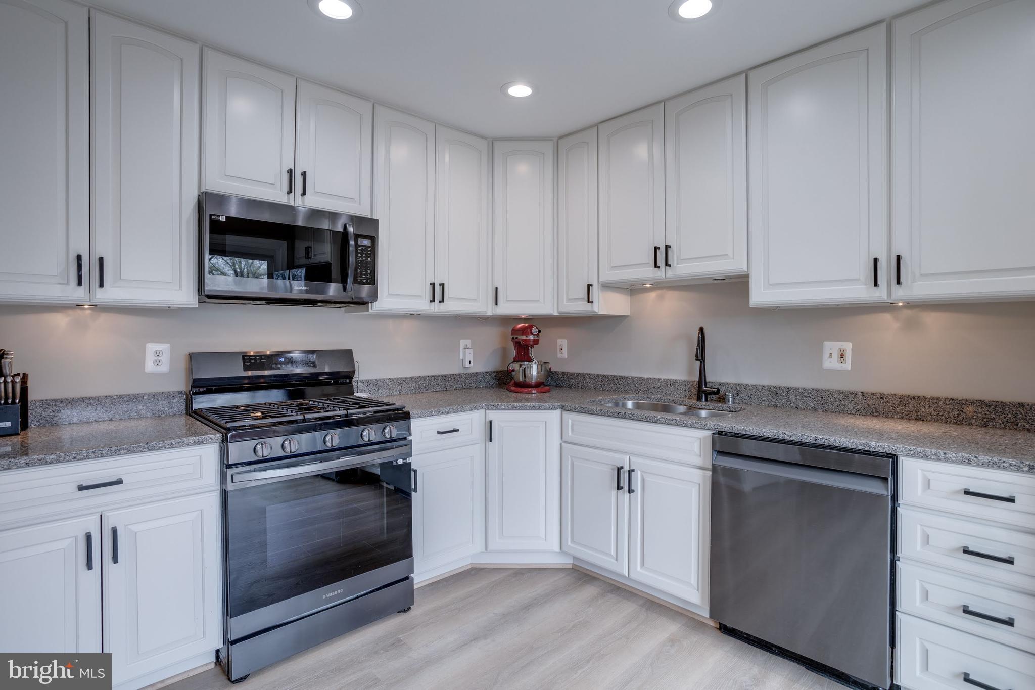 CHARLESTOWN - Residential