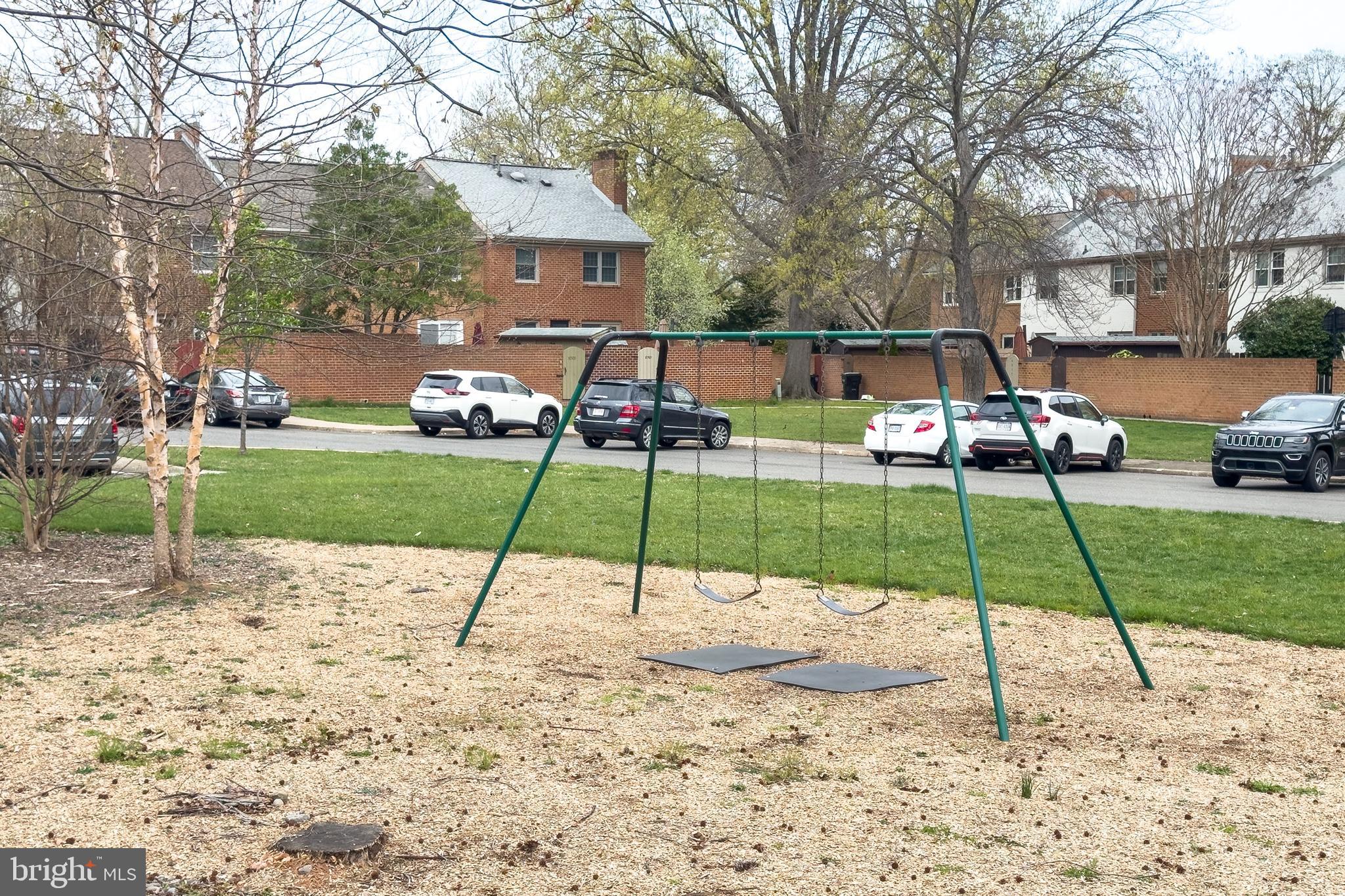 CHARLESTOWN - Residential