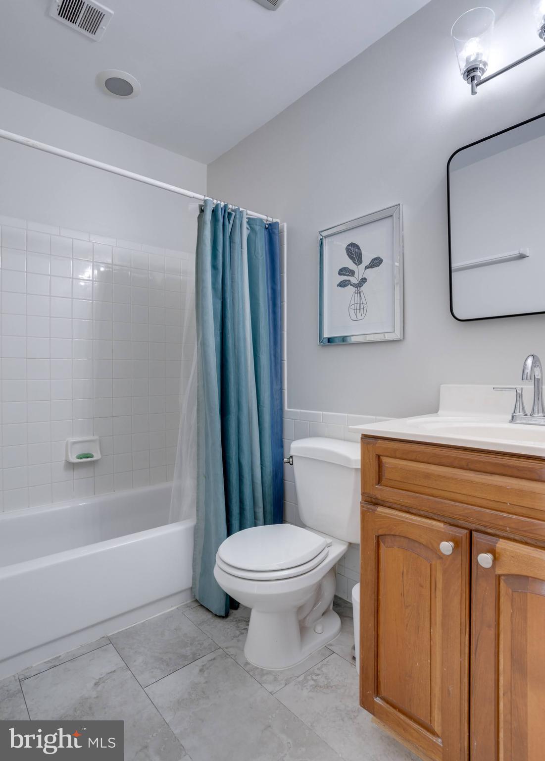 CHARLESTOWN - Residential