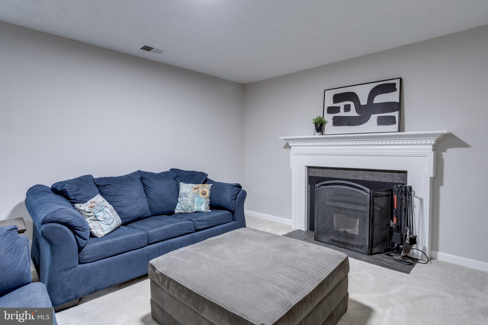 CHARLESTOWN - Residential