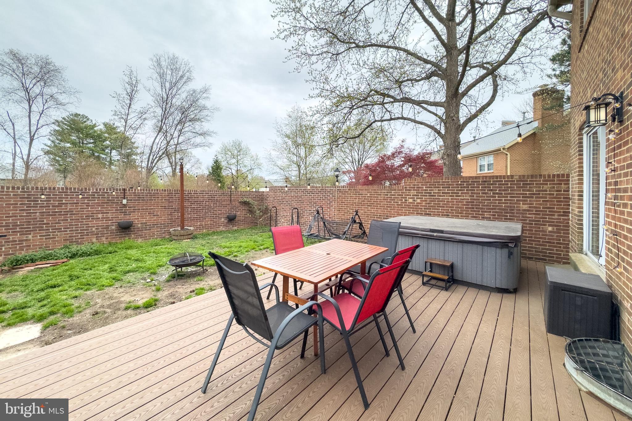 CHARLESTOWN - Residential