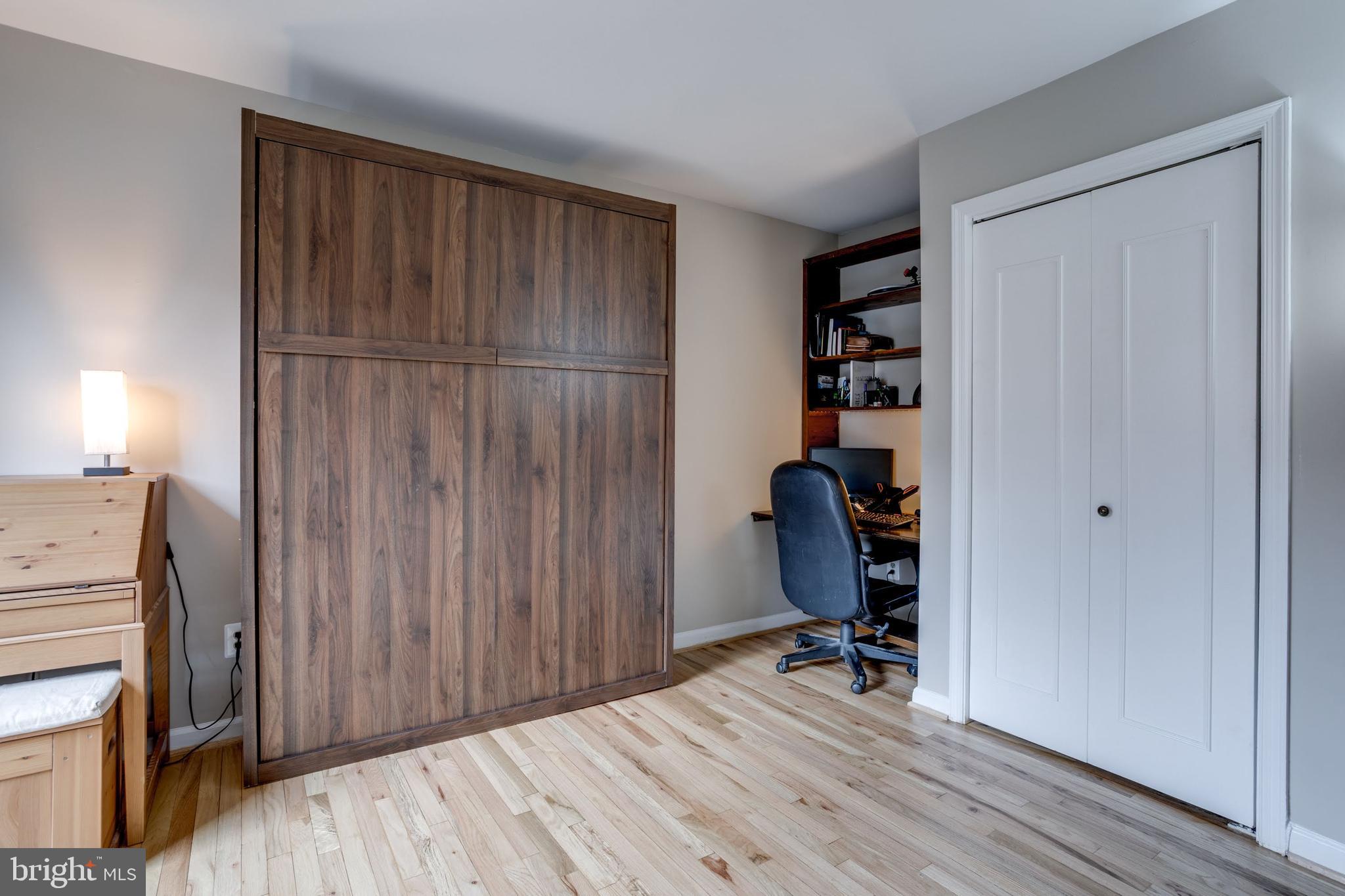 CHARLESTOWN - Residential