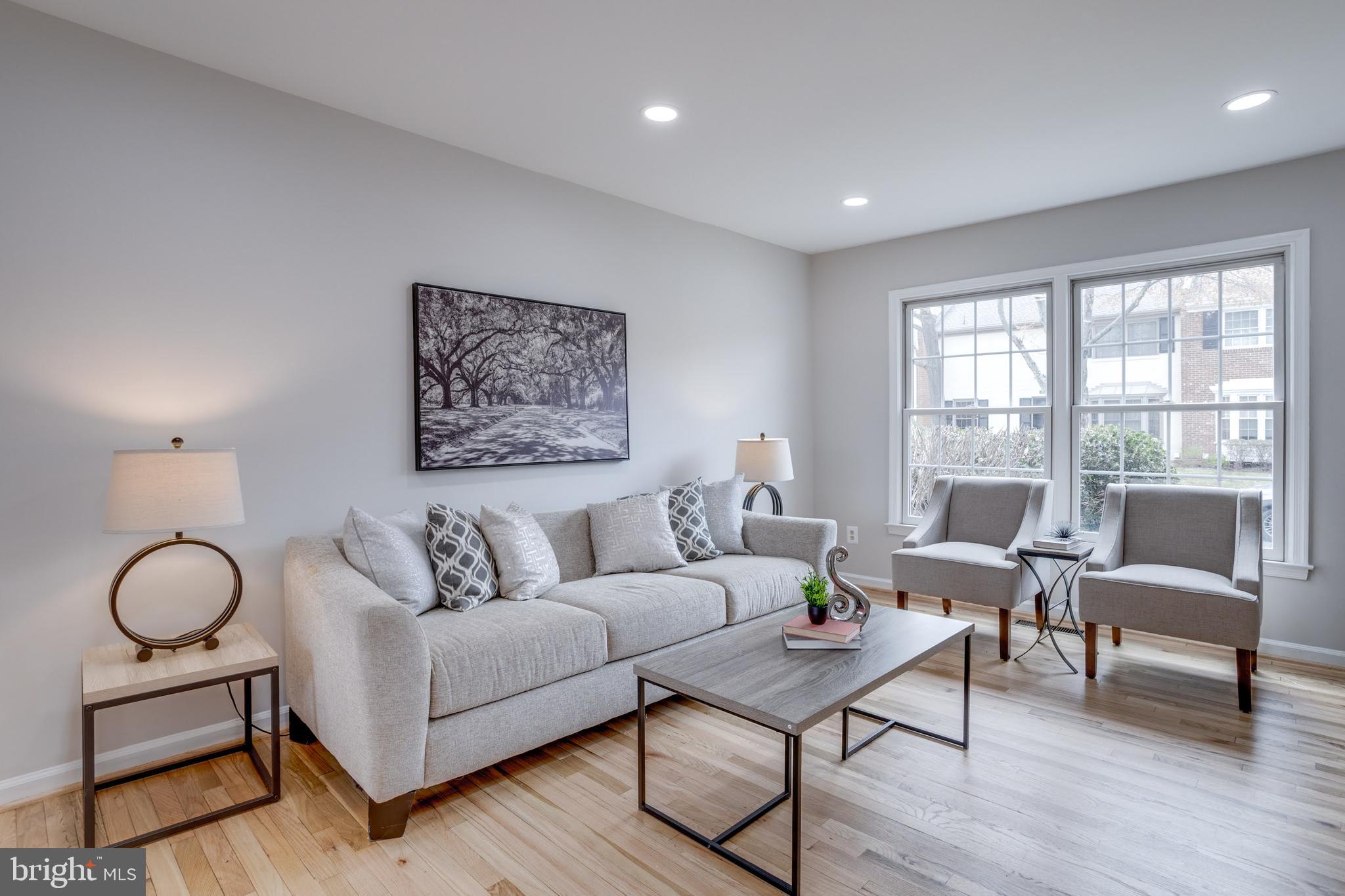 CHARLESTOWN - Residential