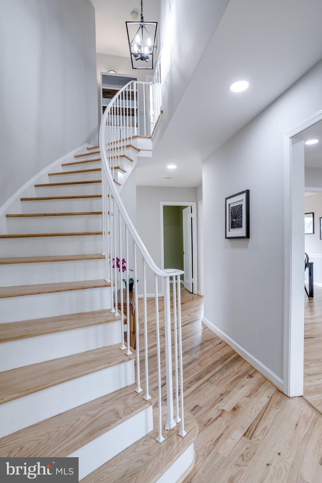 CHARLESTOWN - Residential