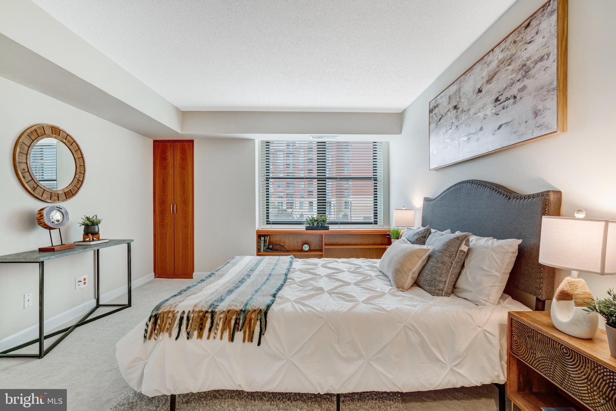 BRADDOCK PLACE - Residential