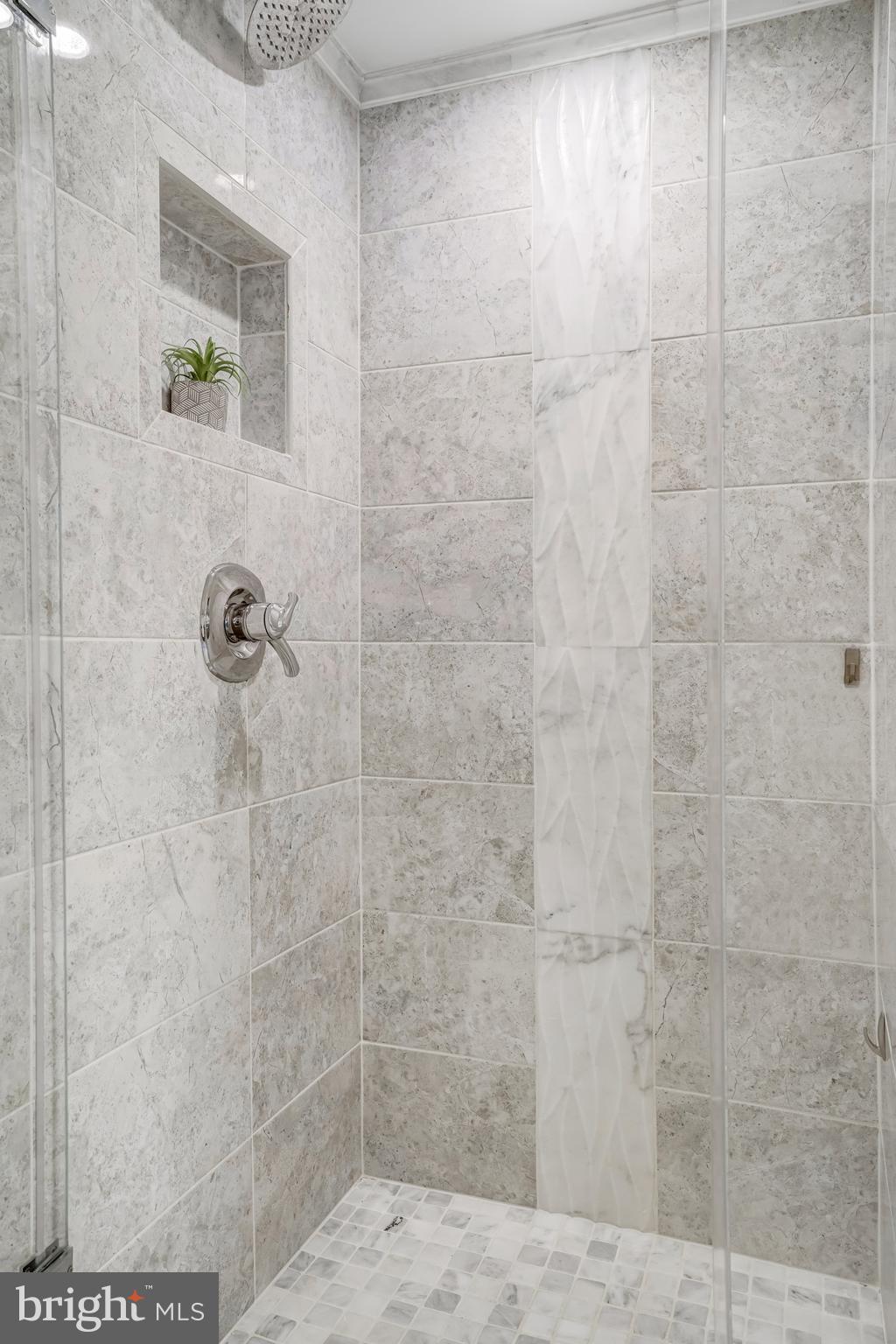 BRADDOCK PLACE - Residential