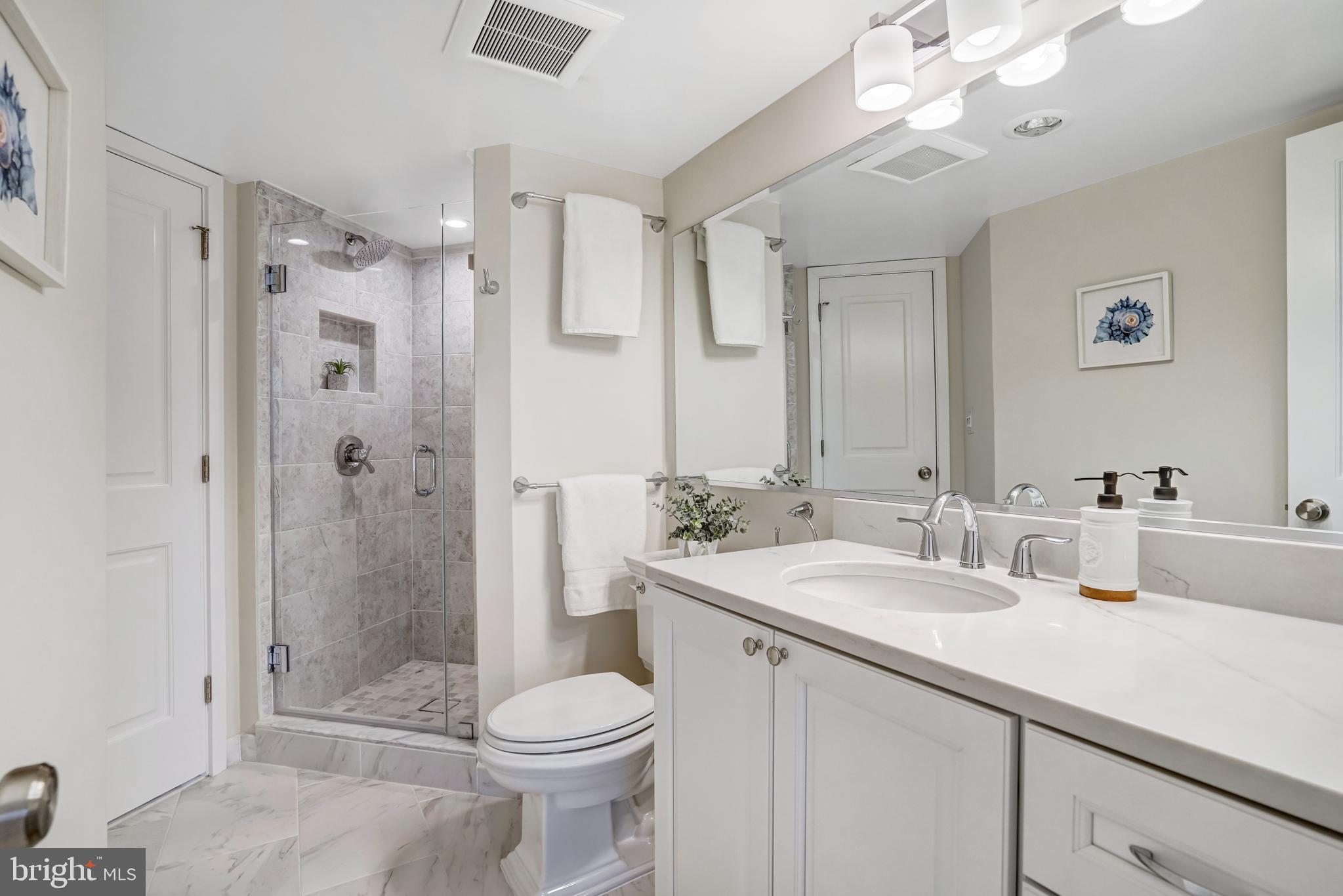 BRADDOCK PLACE - Residential