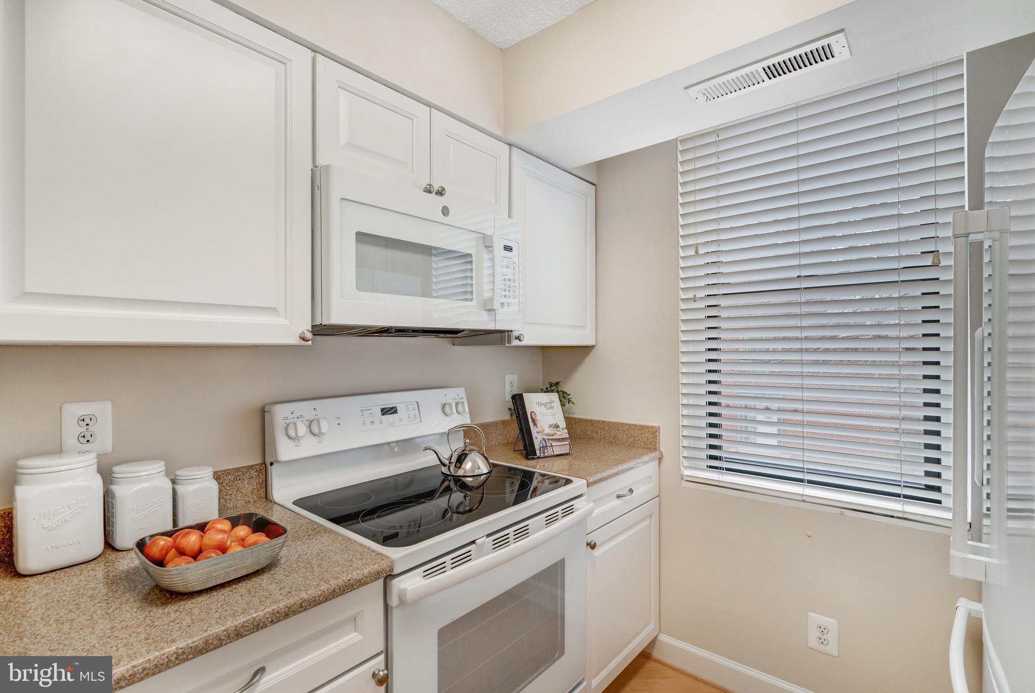 BRADDOCK PLACE - Residential