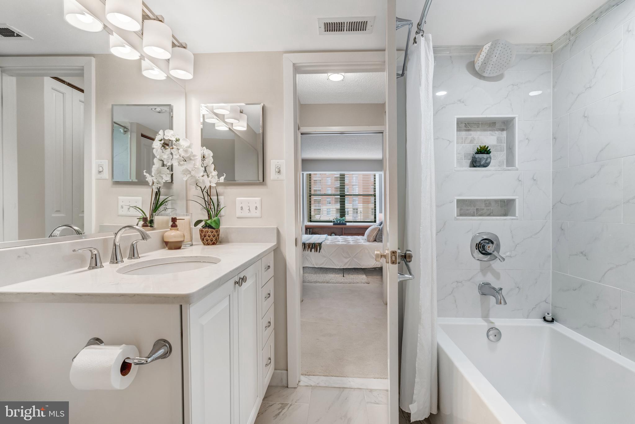 BRADDOCK PLACE - Residential