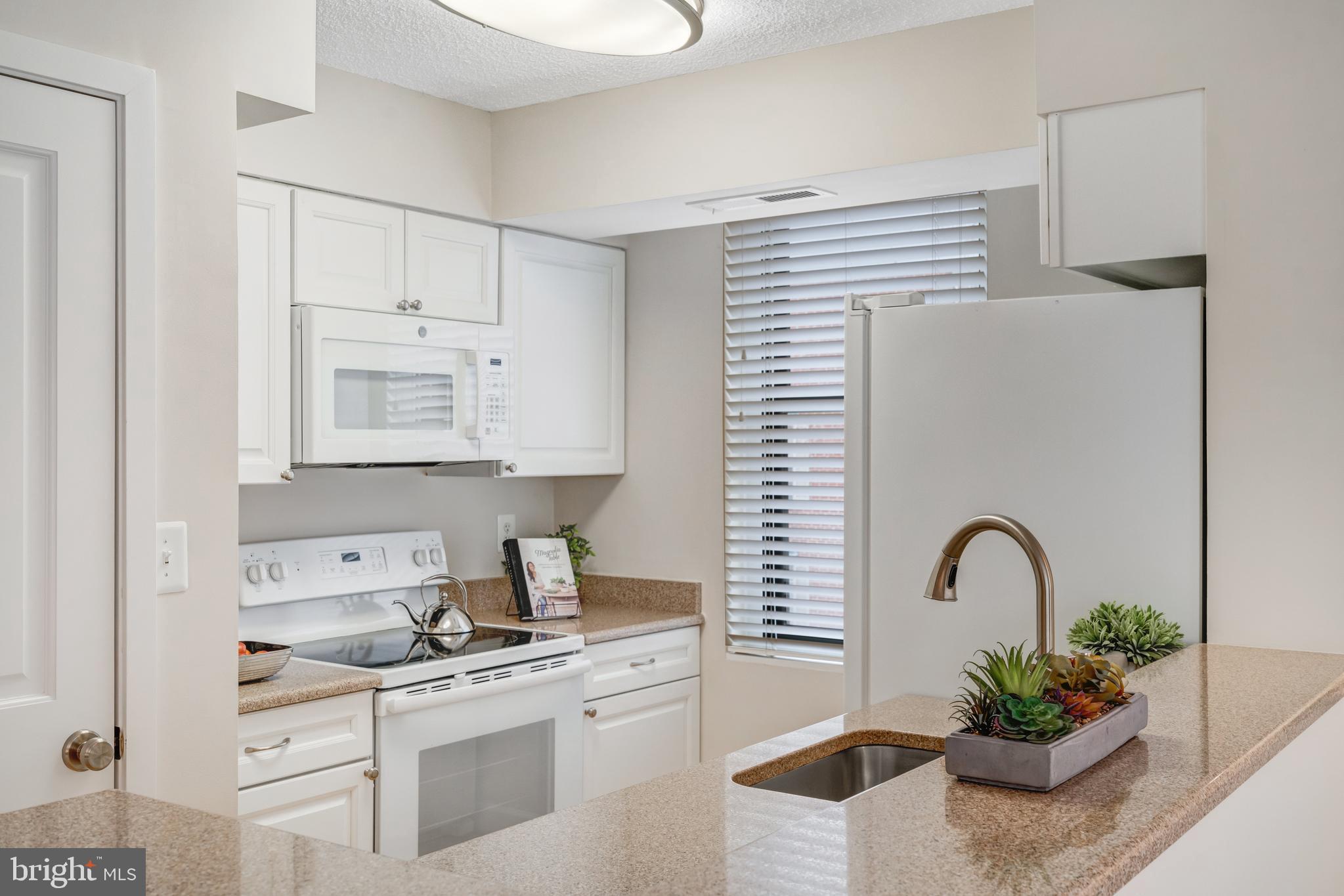 BRADDOCK PLACE - Residential