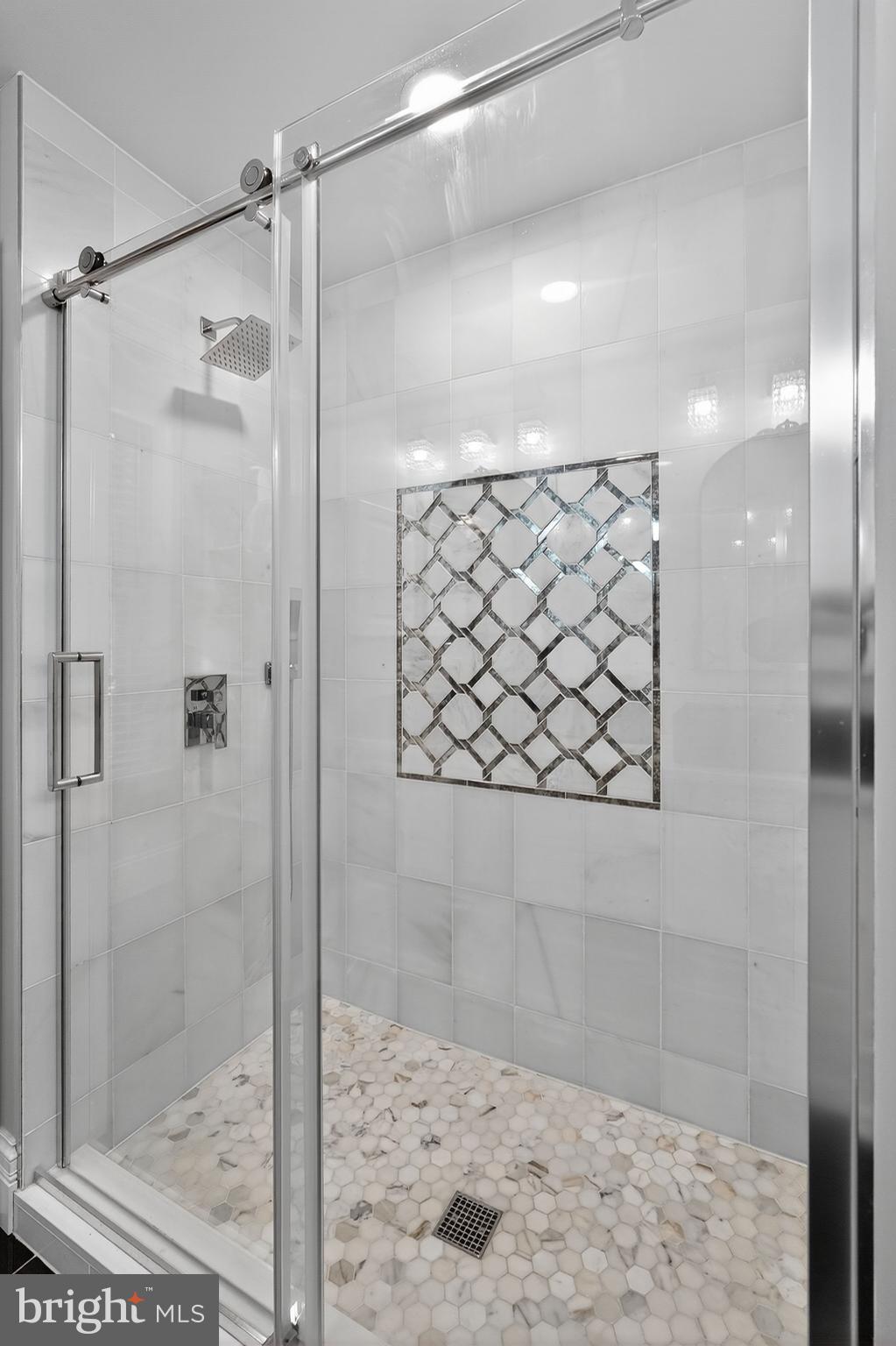 WASHINGTON SQ WEST - Residential