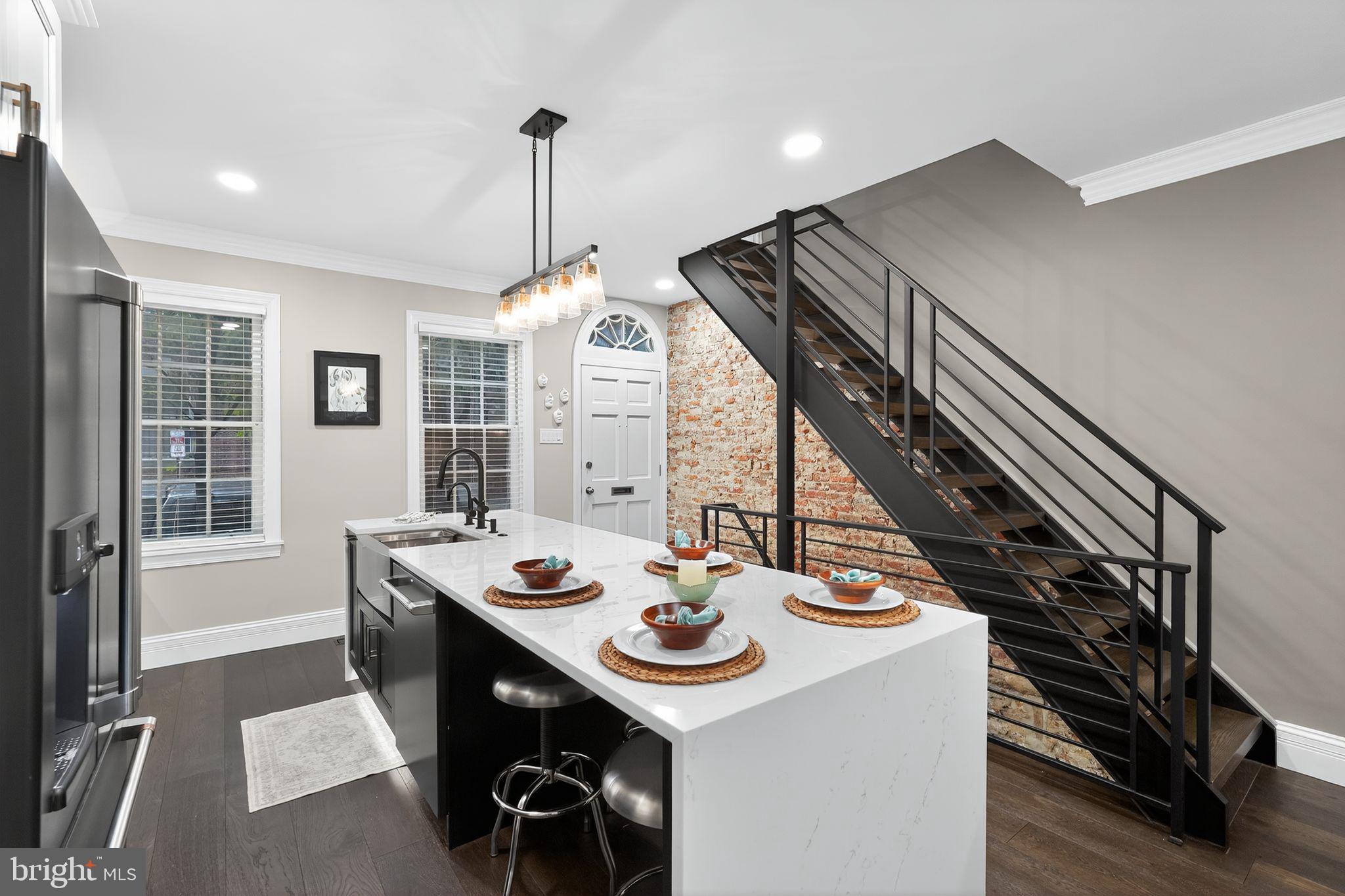 WASHINGTON SQ WEST - Residential