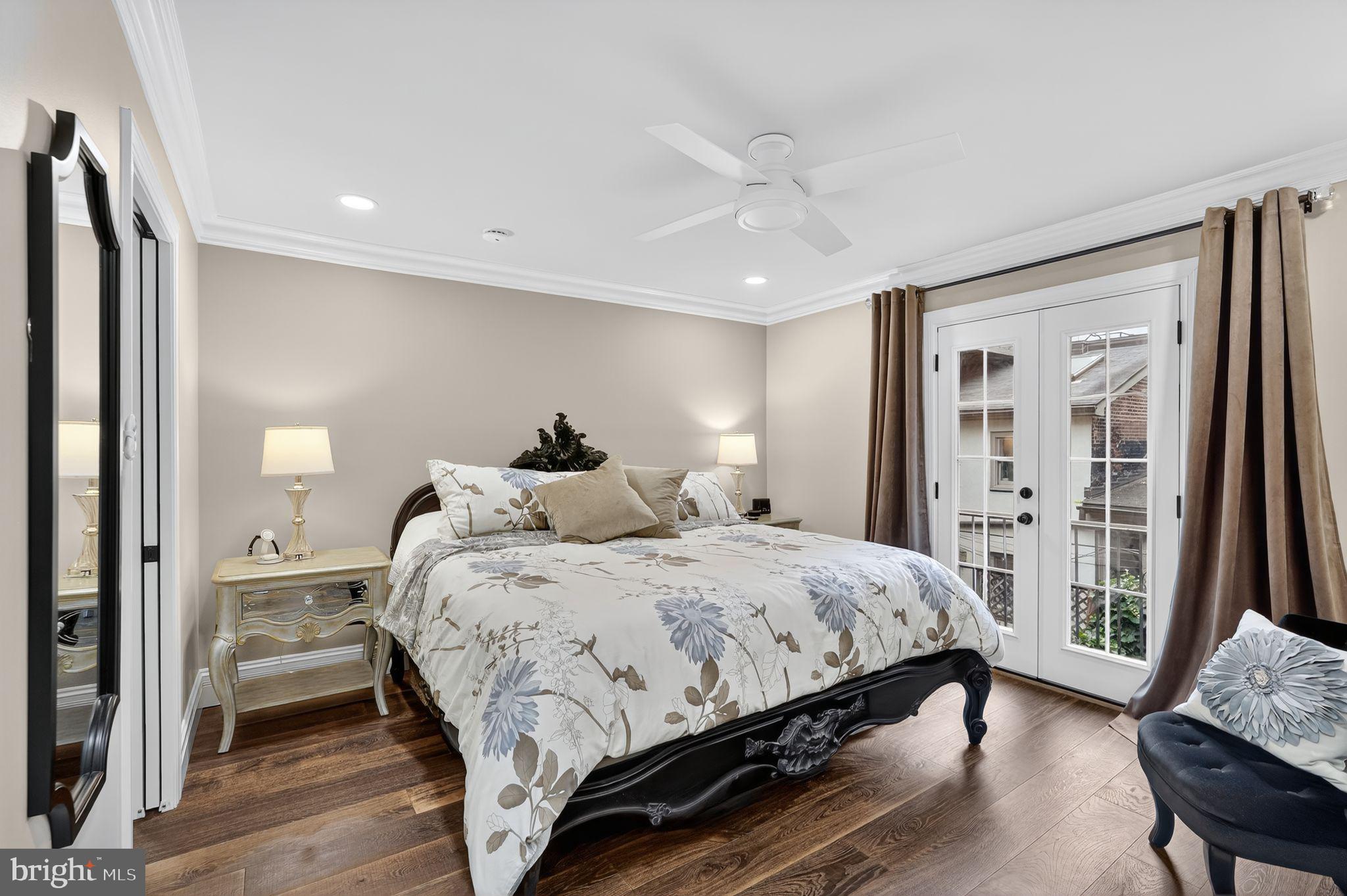 WASHINGTON SQ WEST - Residential