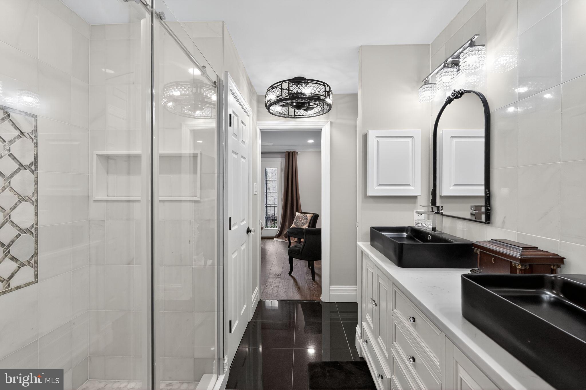 WASHINGTON SQ WEST - Residential