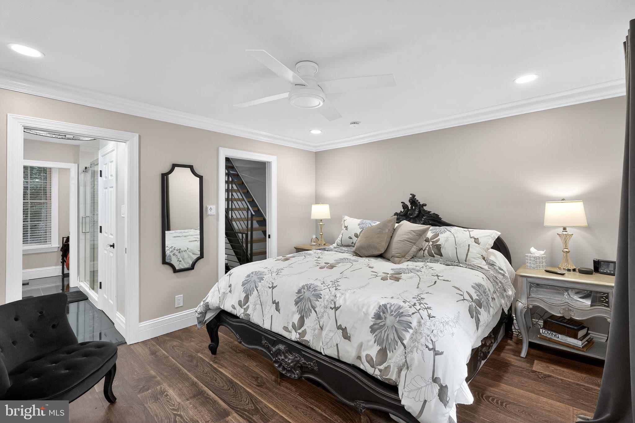 WASHINGTON SQ WEST - Residential