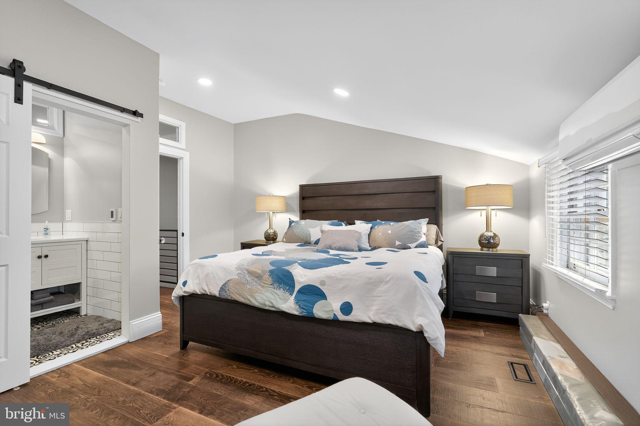 WASHINGTON SQ WEST - Residential