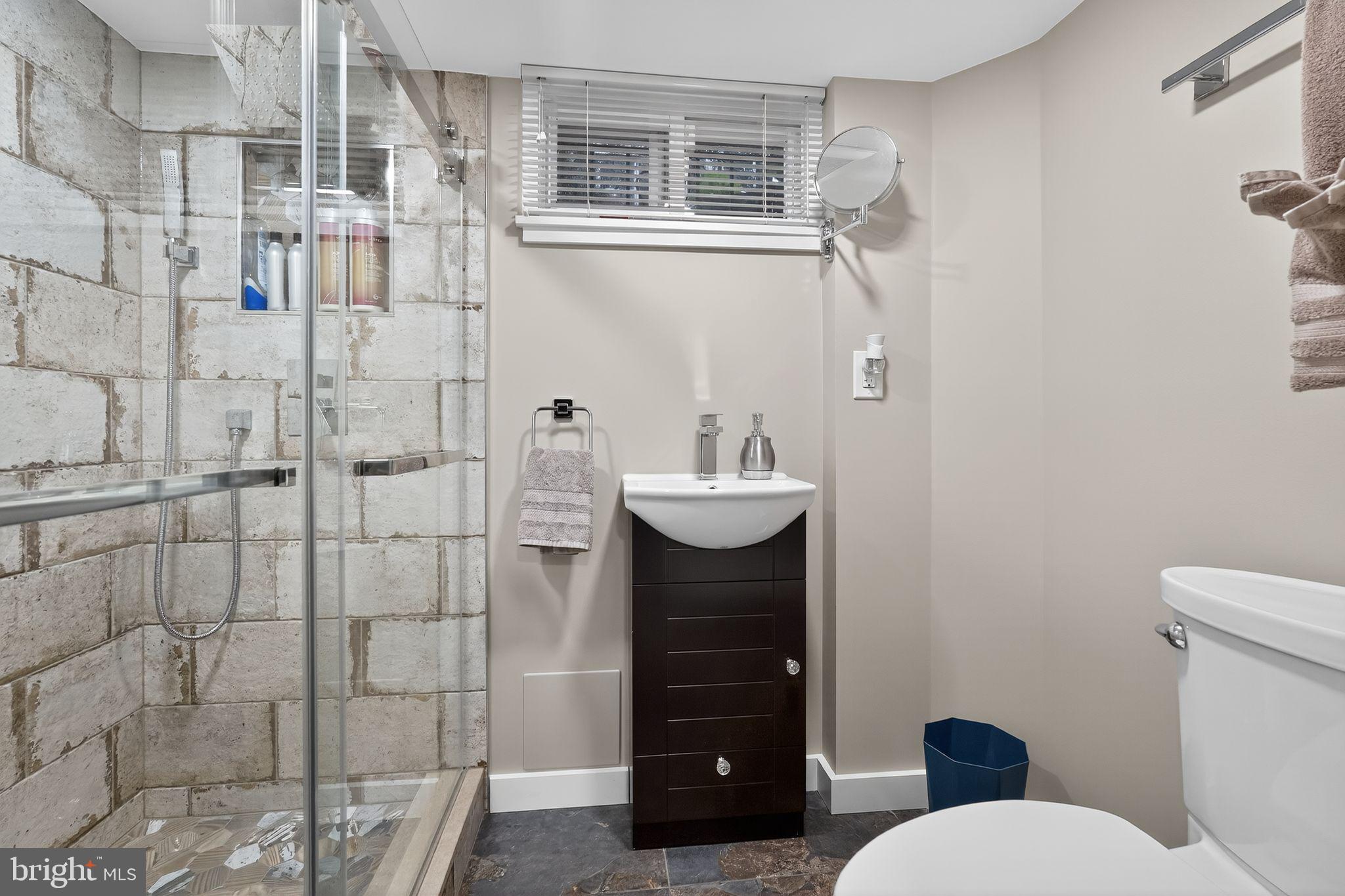 WASHINGTON SQ WEST - Residential