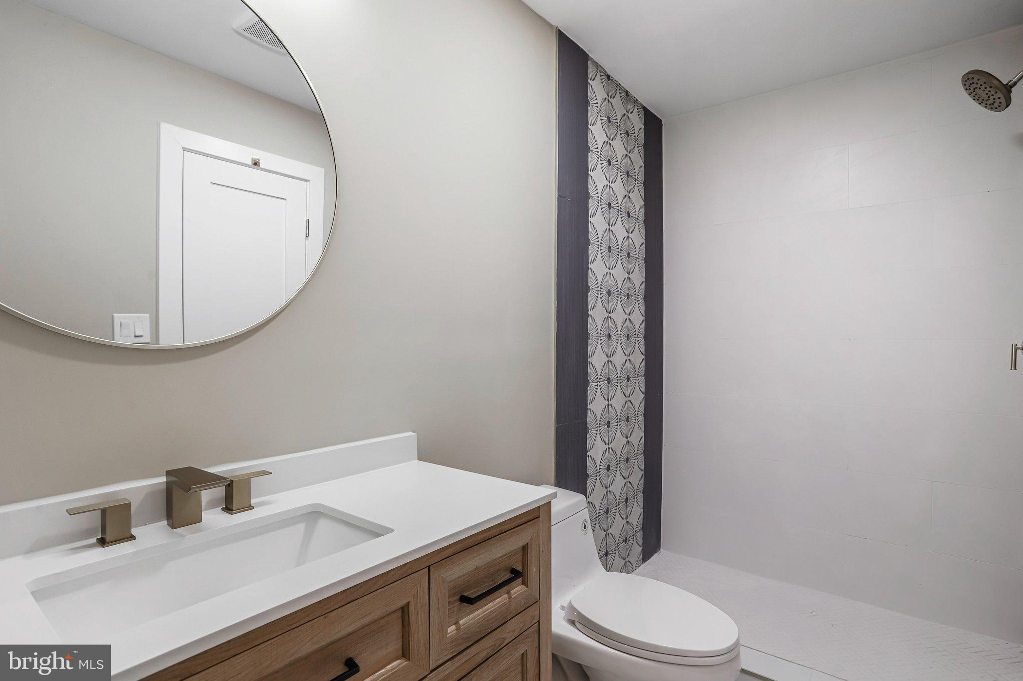 MANOR WOODS - Residential