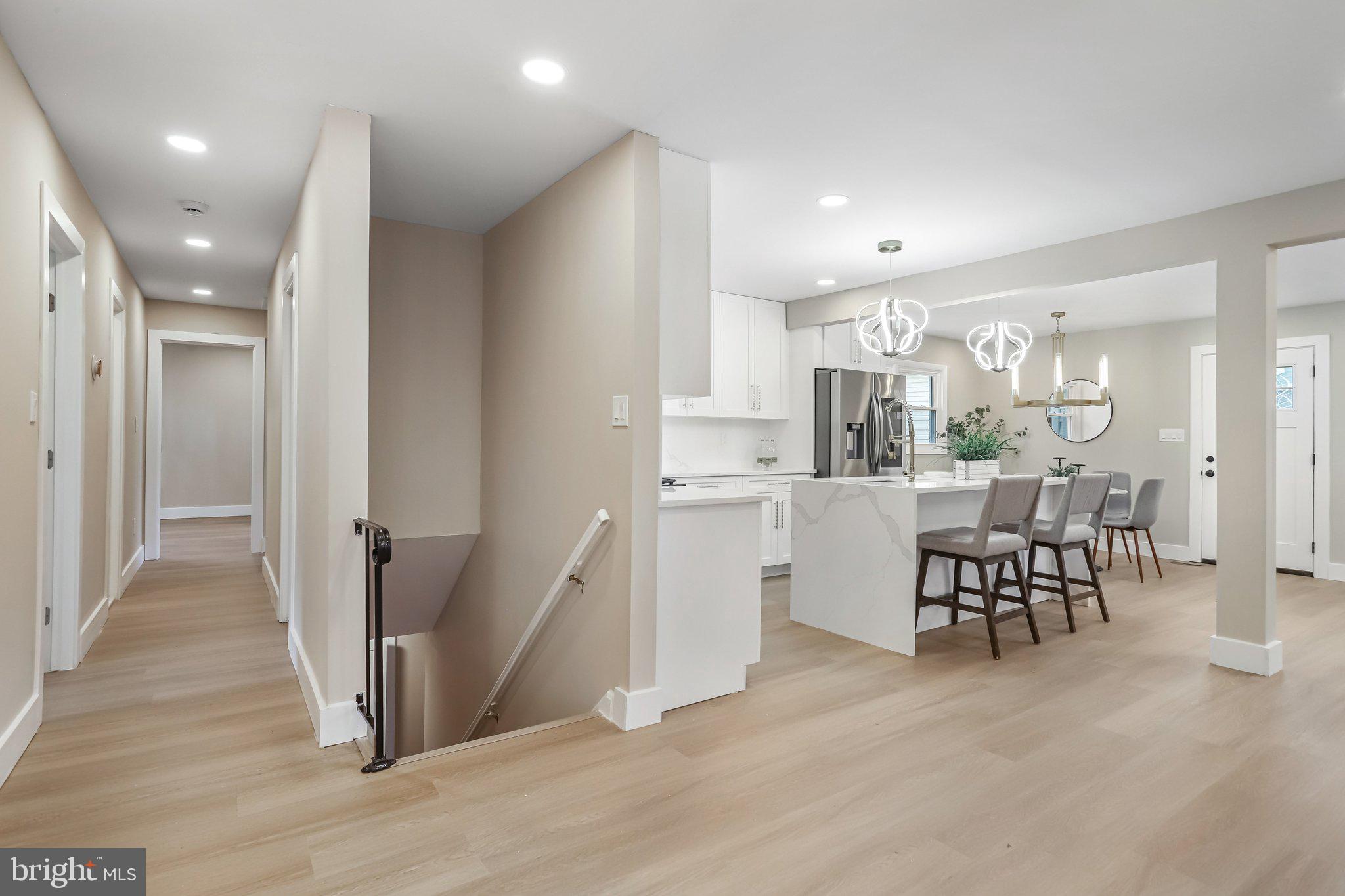 MANOR WOODS - Residential