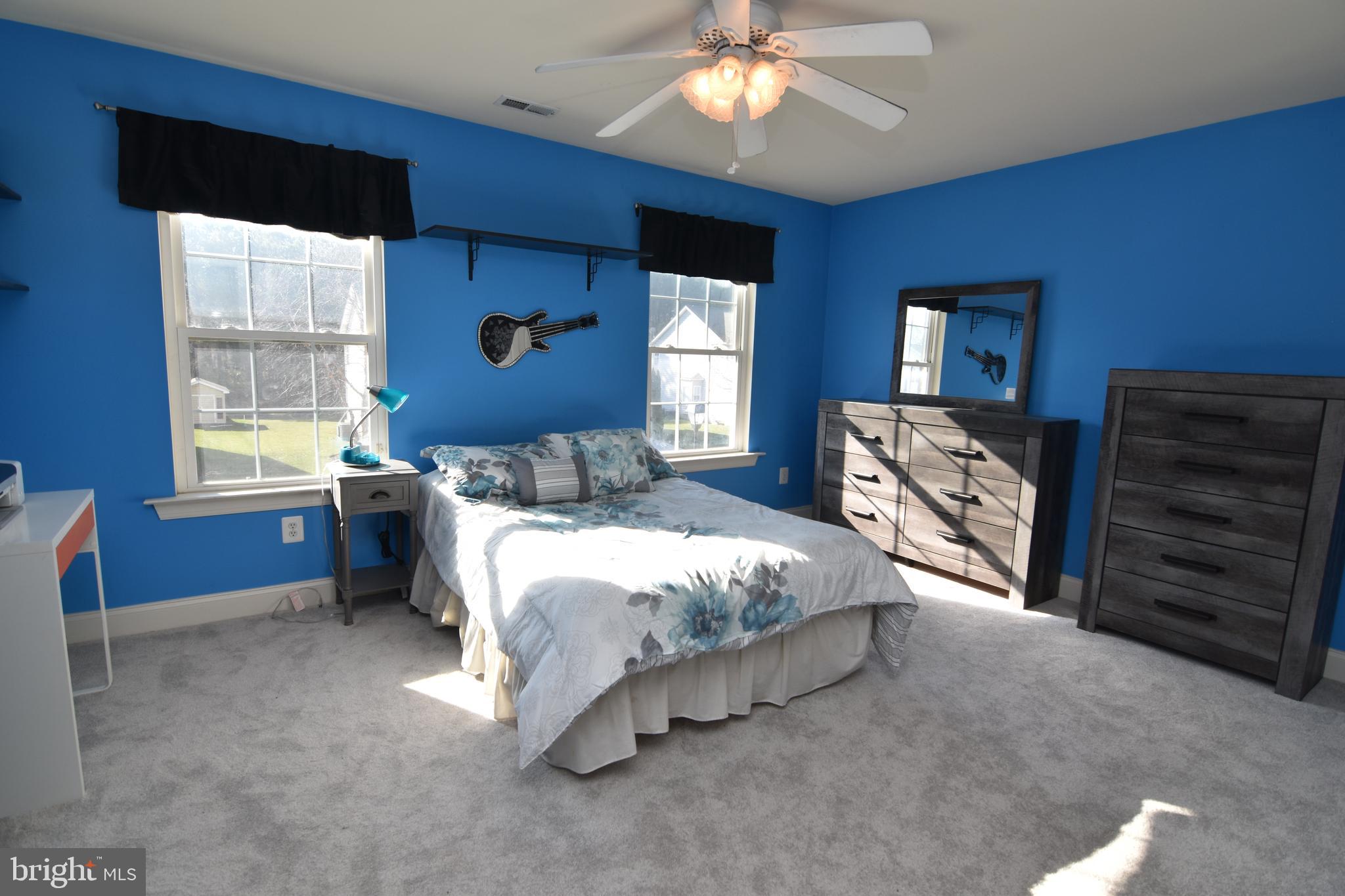 PEMBROOKE - Residential