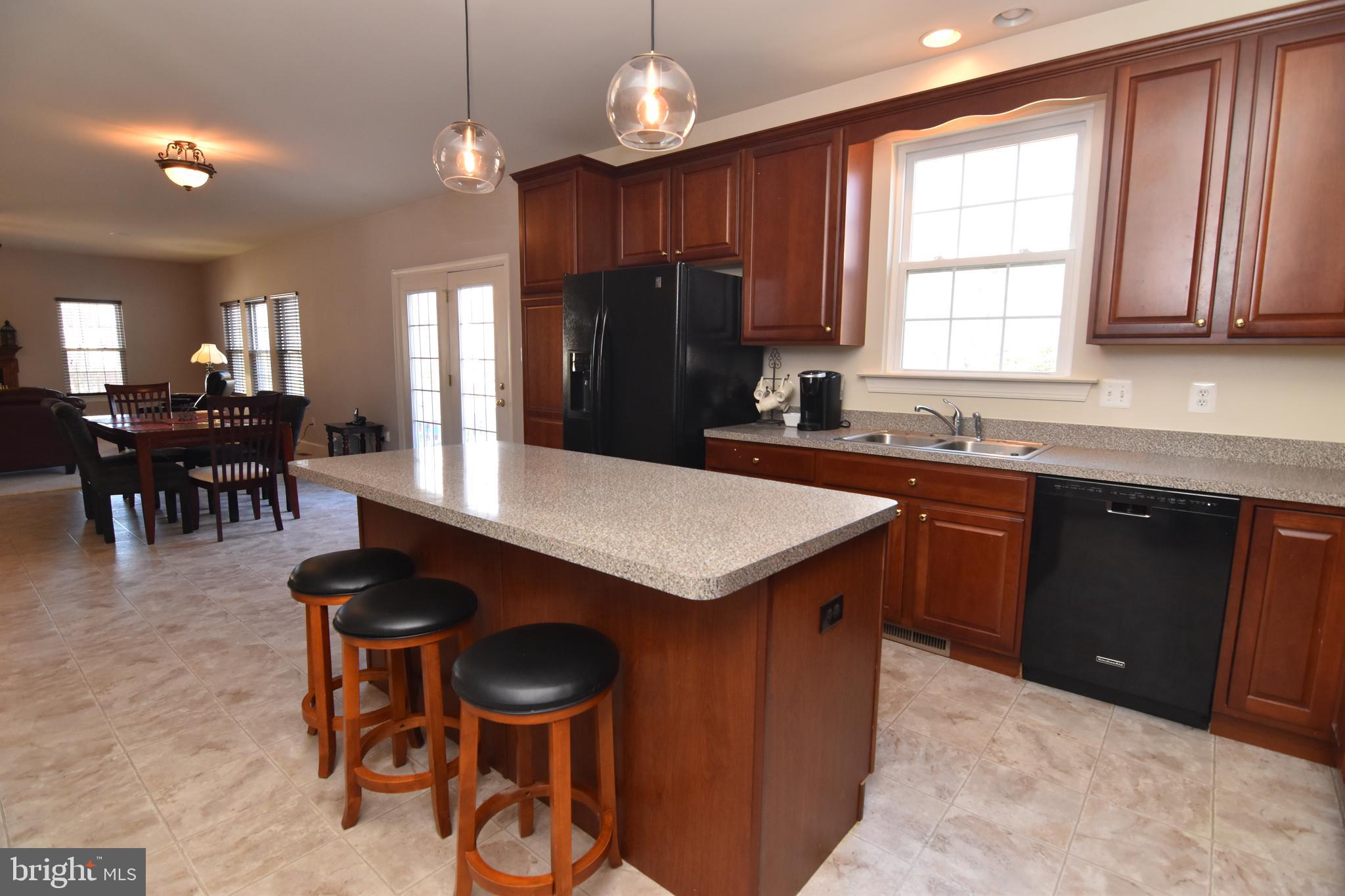 PEMBROOKE - Residential